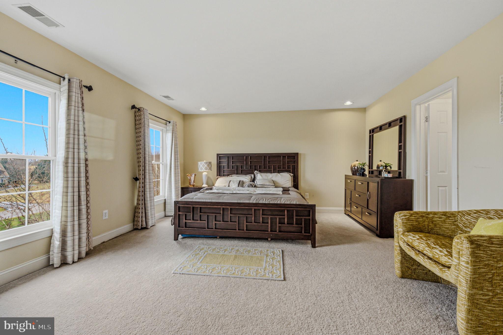 FLINT HILL CROSSING - Residential