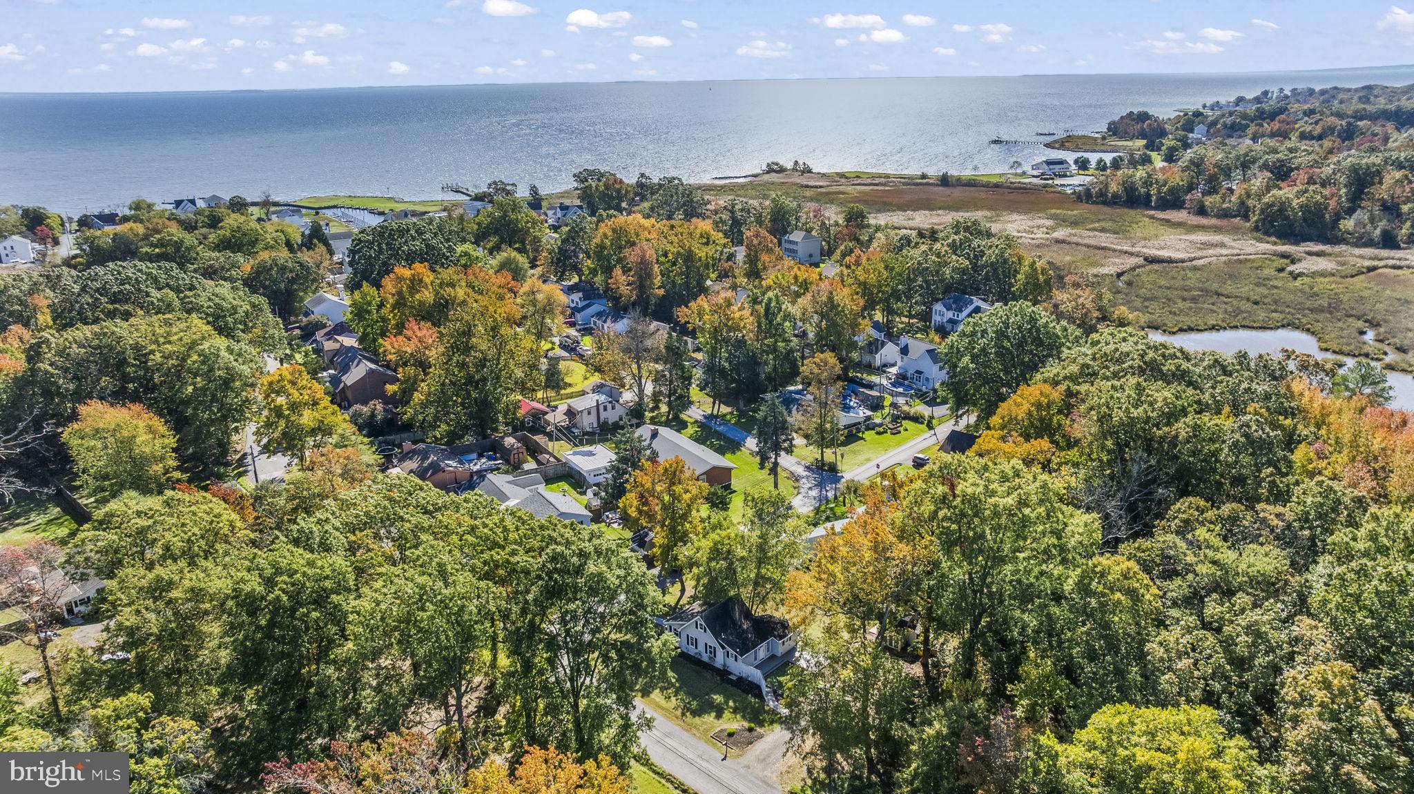 SNUG HARBOR - Residential