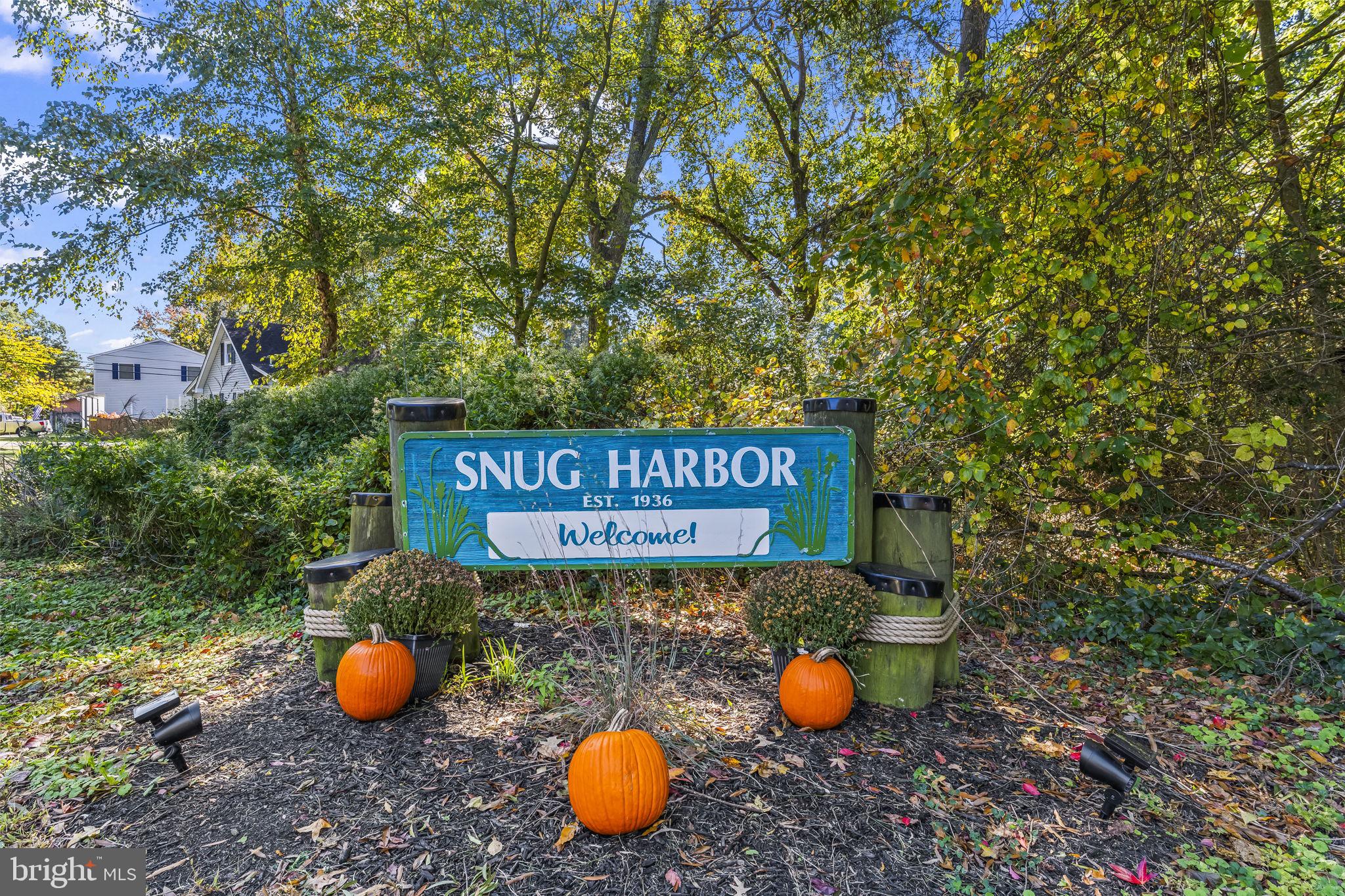 SNUG HARBOR - Residential