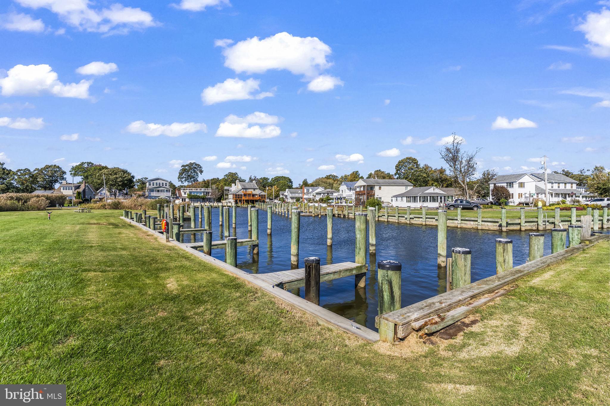 SNUG HARBOR - Residential