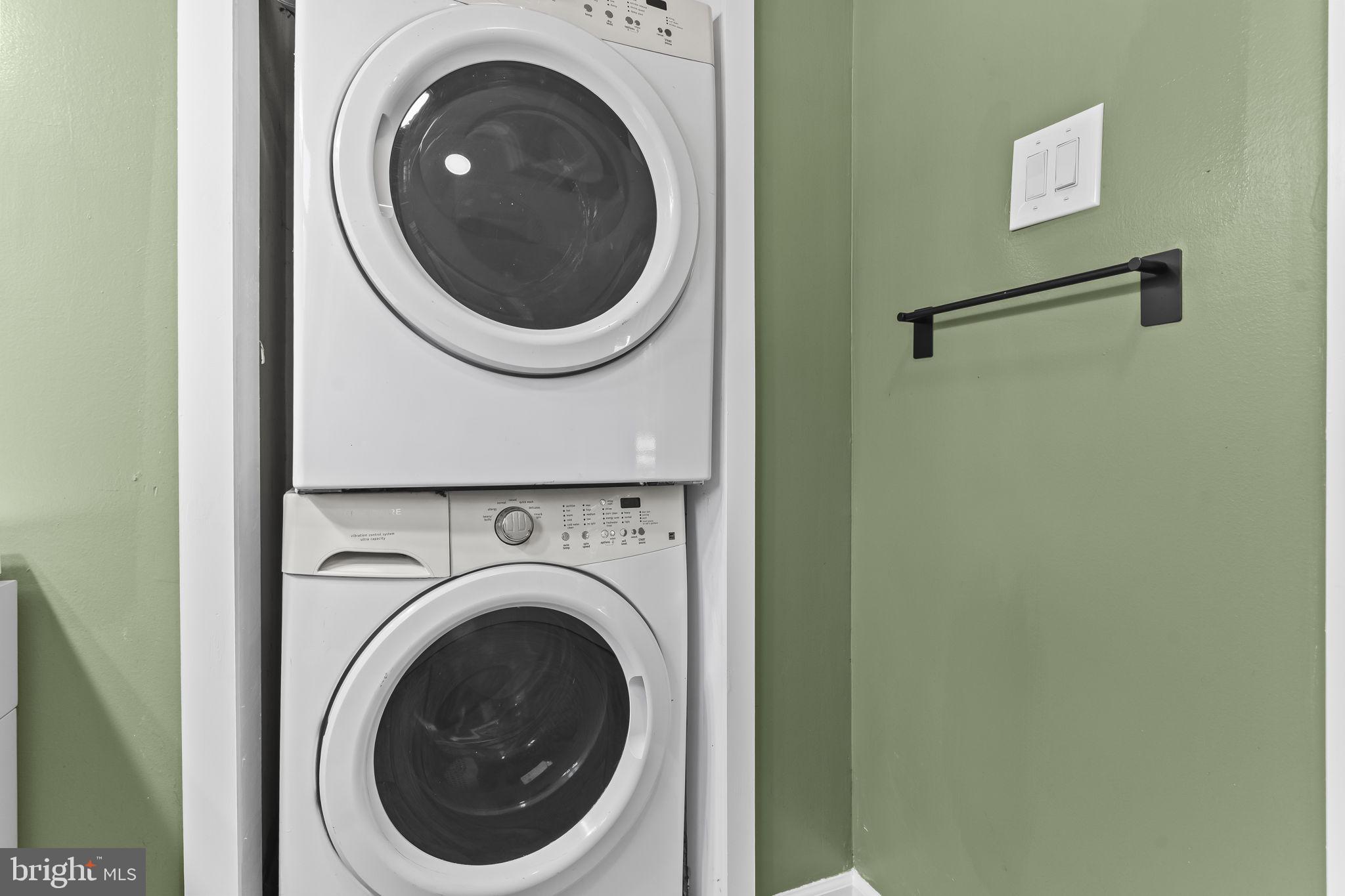 SNUG HARBOR - Residential