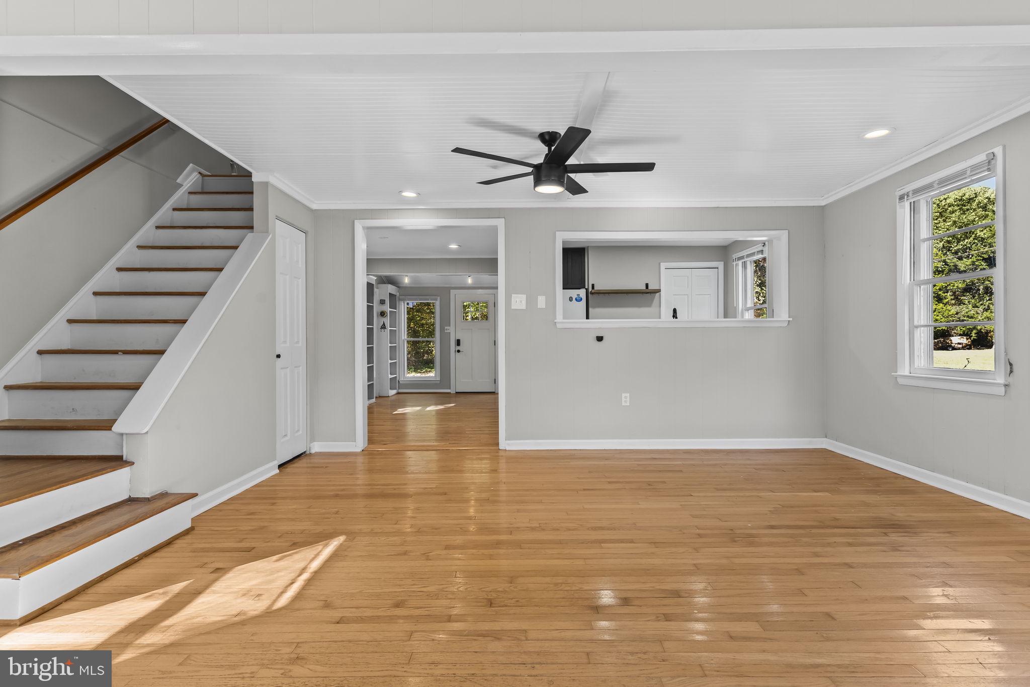 SNUG HARBOR - Residential