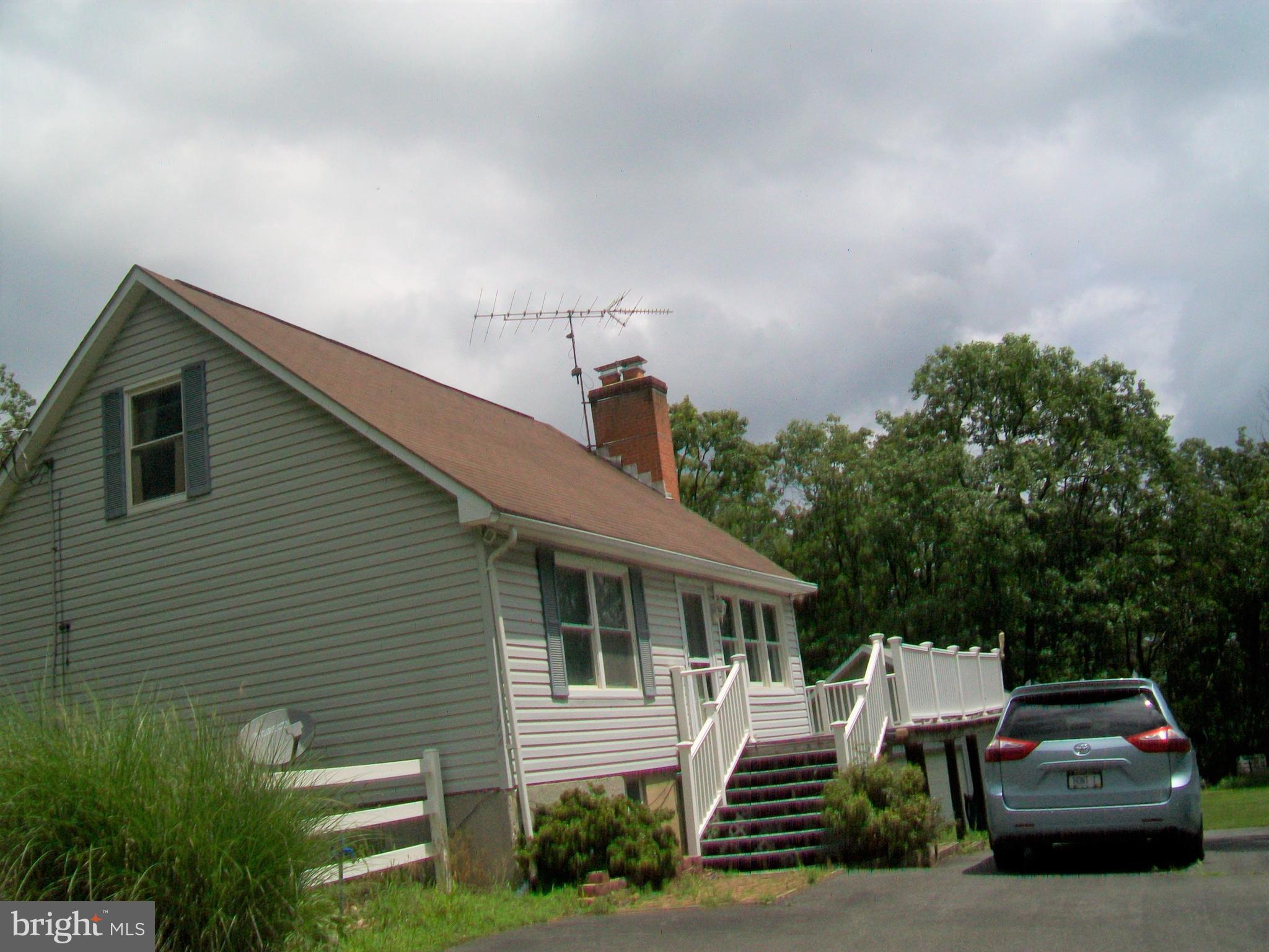 CABIN AT CAPON BRIDGE - Residential