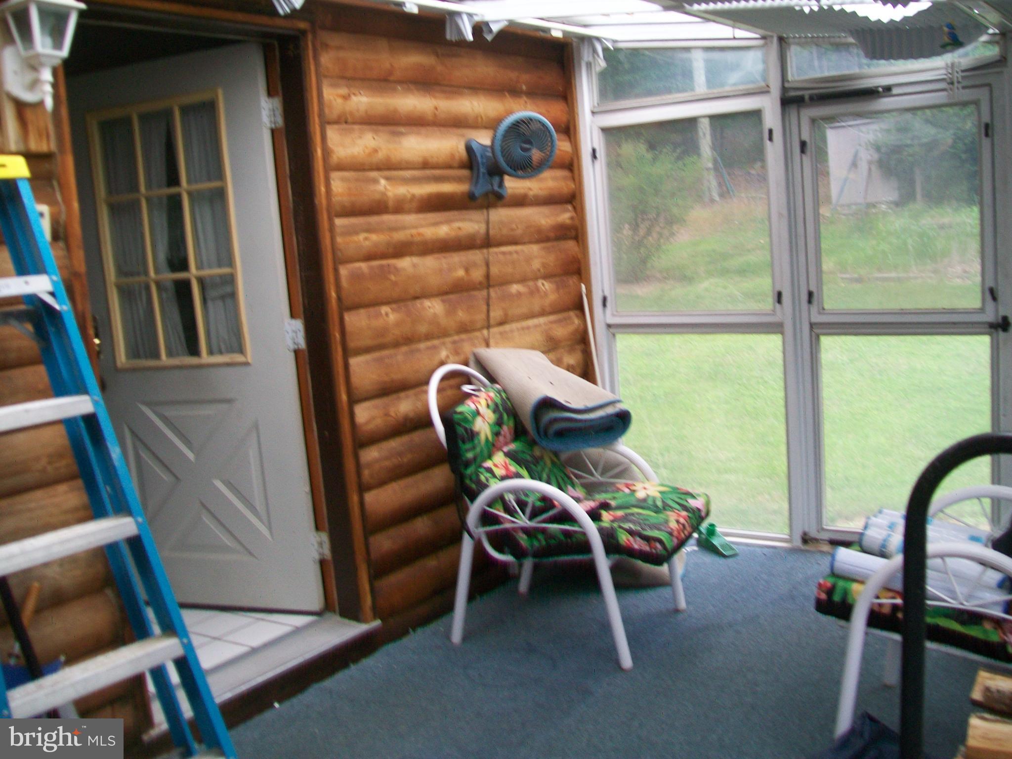 CABIN AT CAPON BRIDGE - Residential