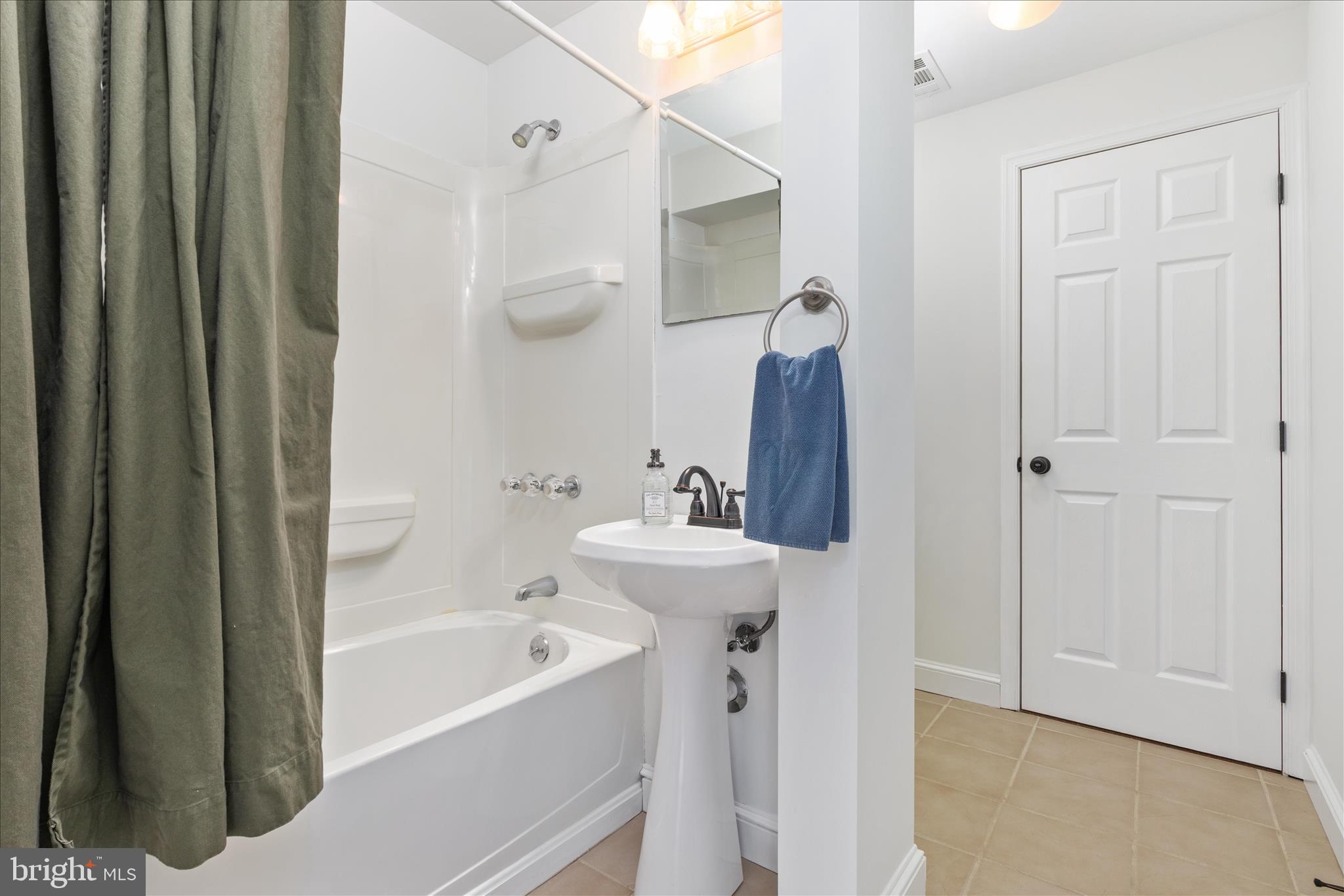 KINGSBROOKE - Residential