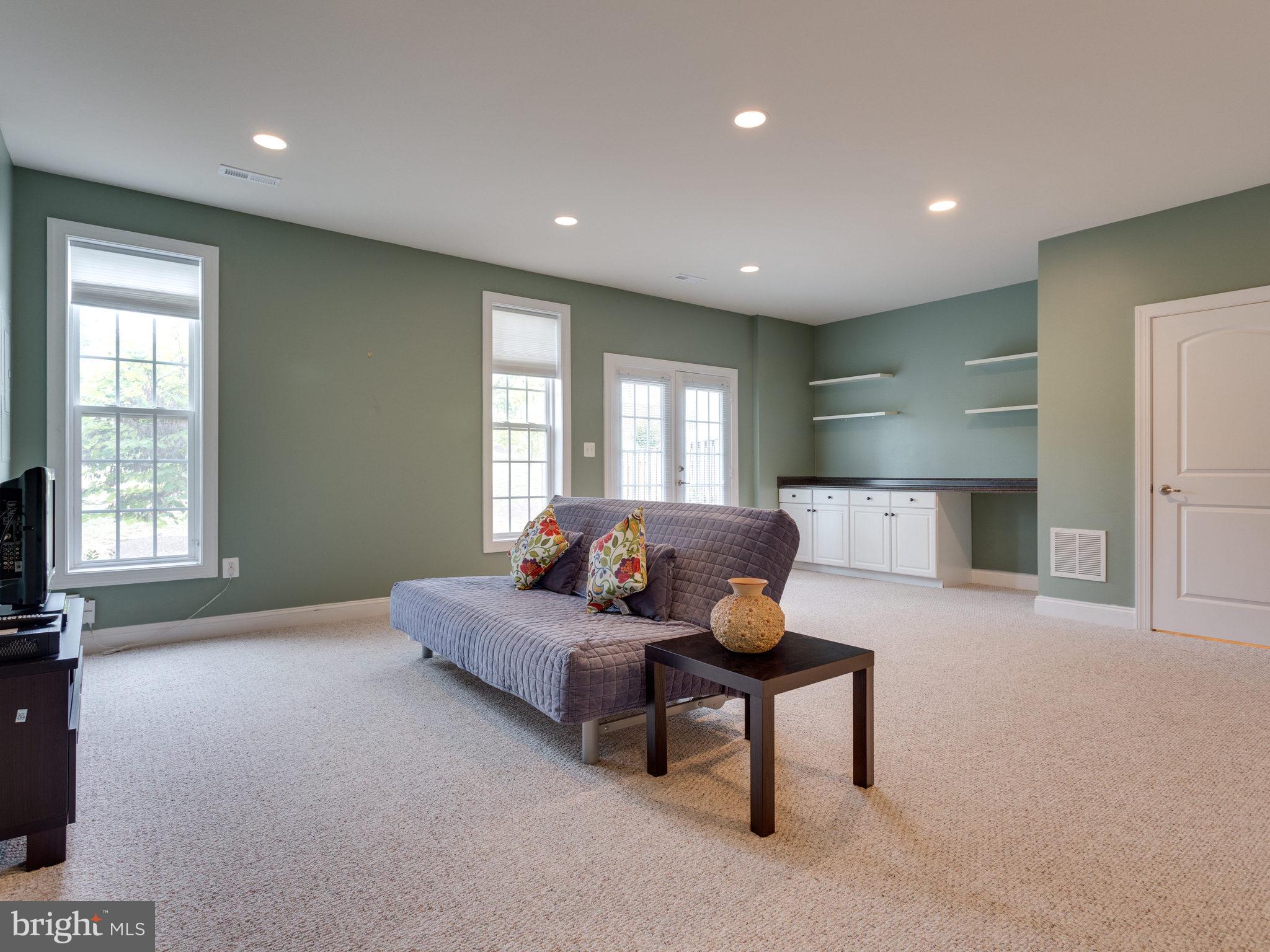 SOUTH MARKET - Residential Lease