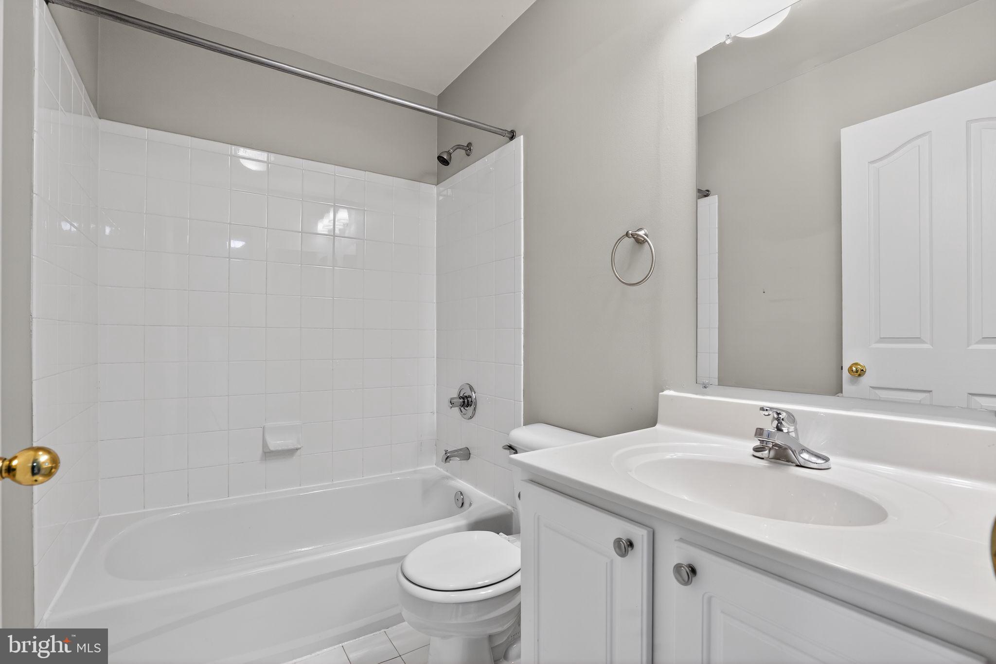 MONMOUTH MEADOWS - Residential