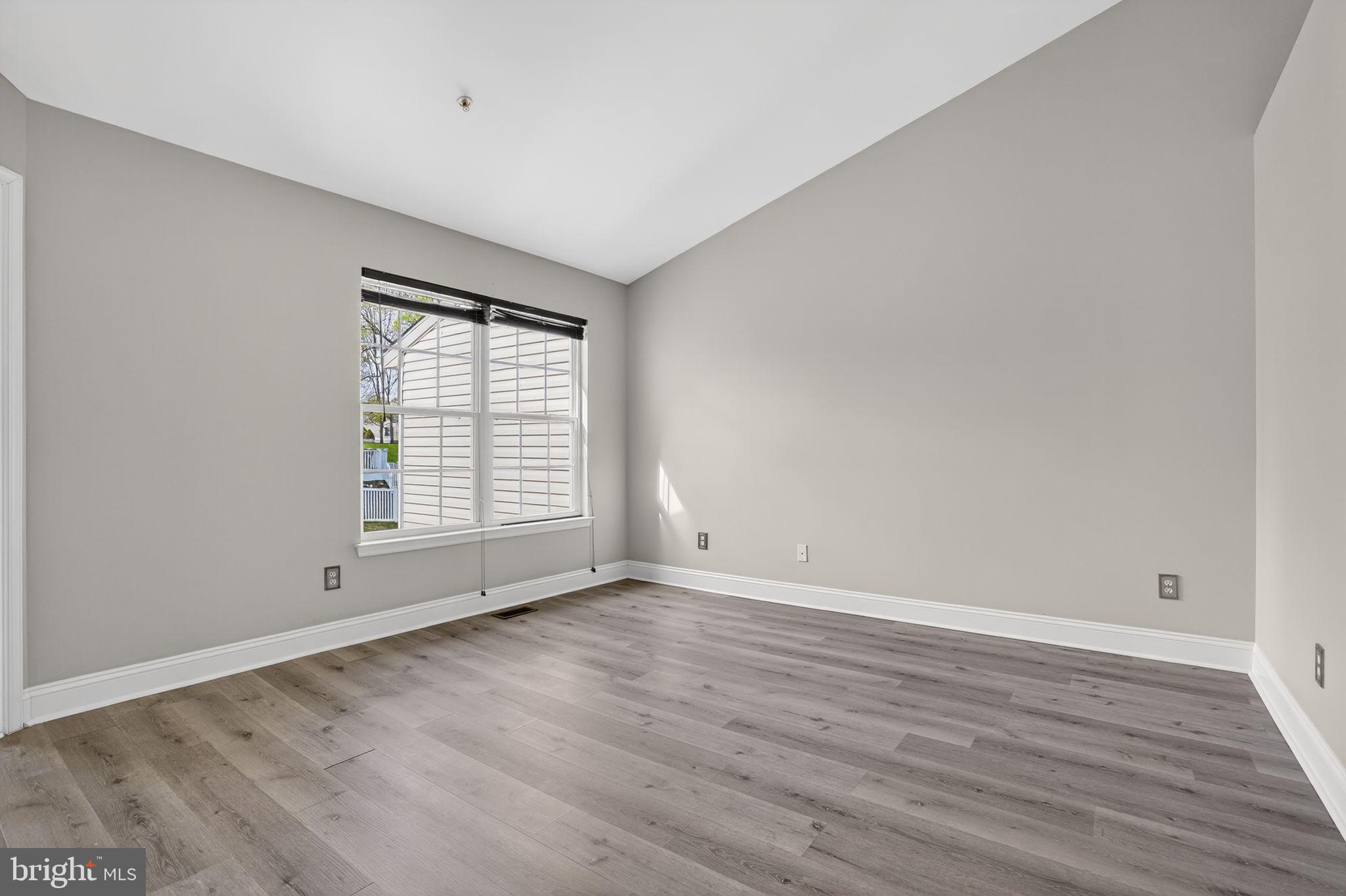 MONMOUTH MEADOWS - Residential