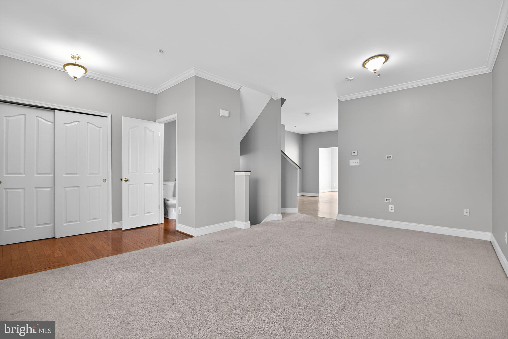 MONMOUTH MEADOWS - Residential