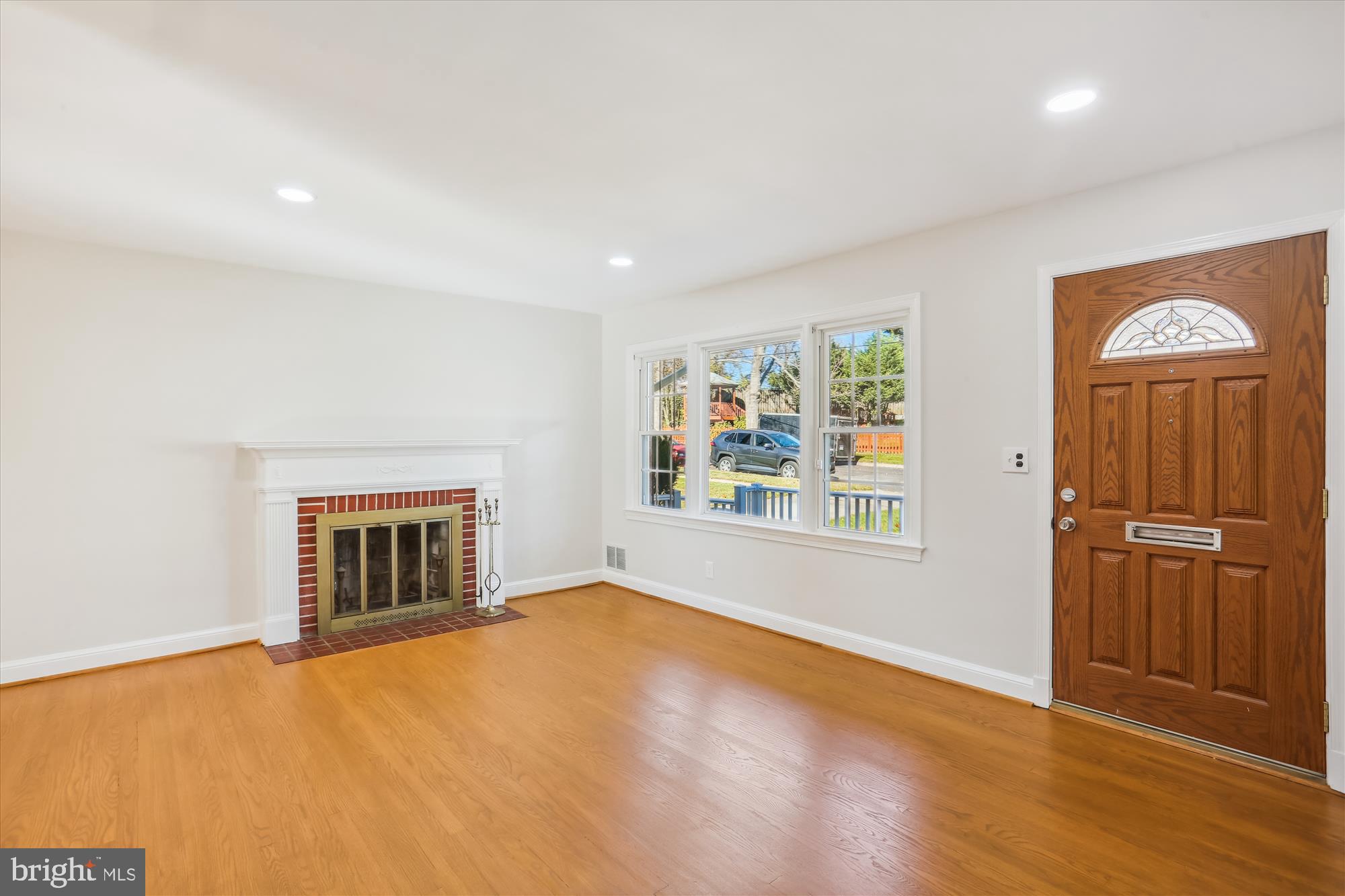 CHESTNUT RIDGE MANOR - Residential