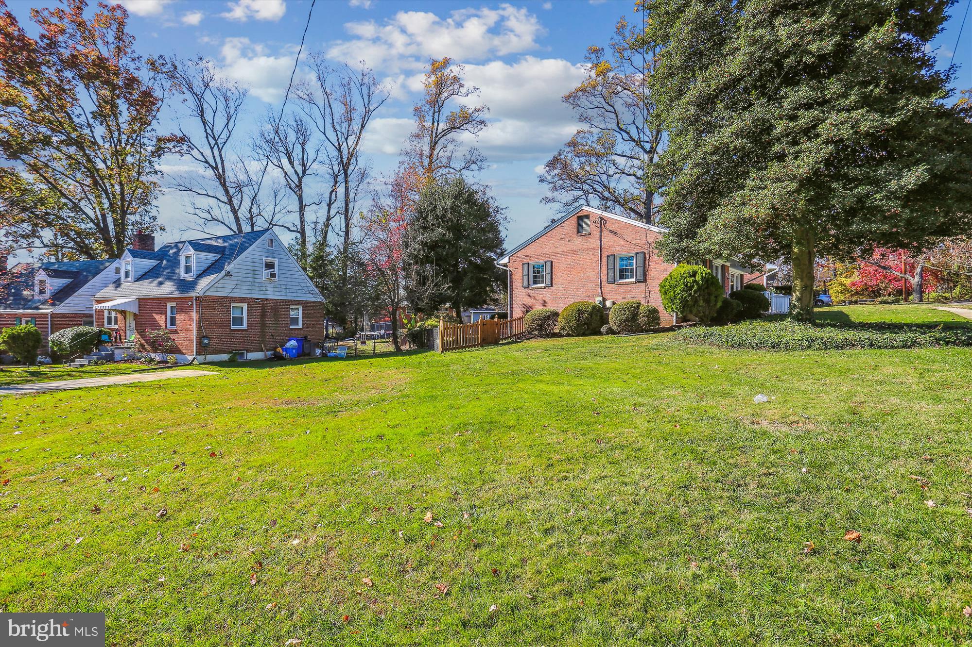 CHESTNUT RIDGE MANOR - Residential