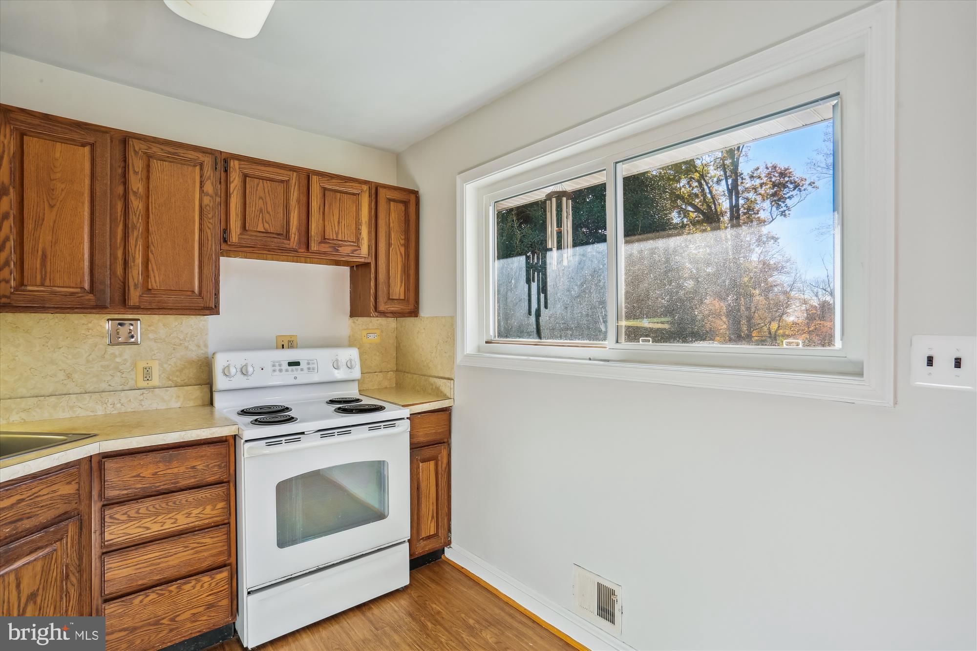 CHESTNUT RIDGE MANOR - Residential