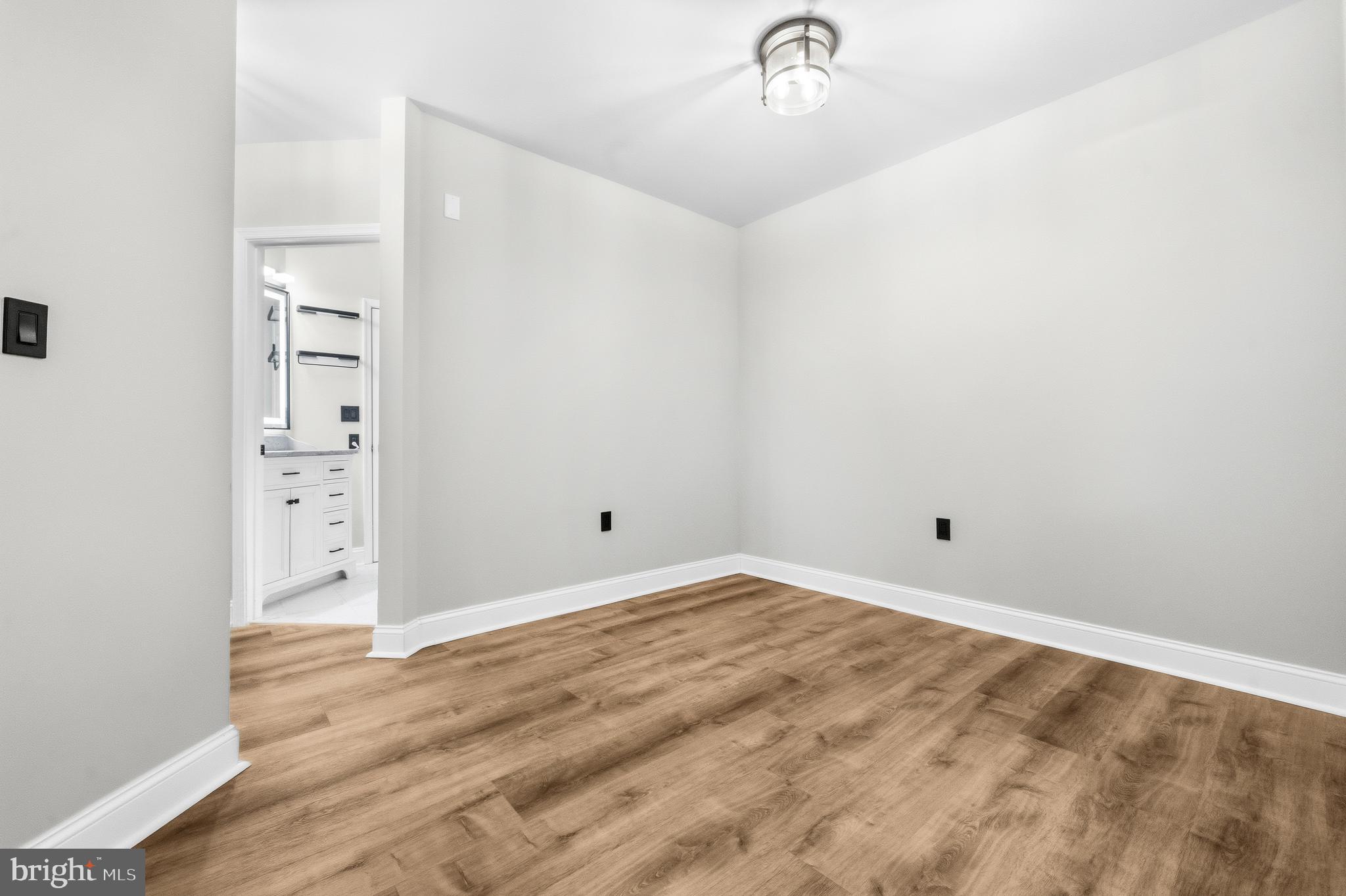 WORLDGATE CONDO - Residential