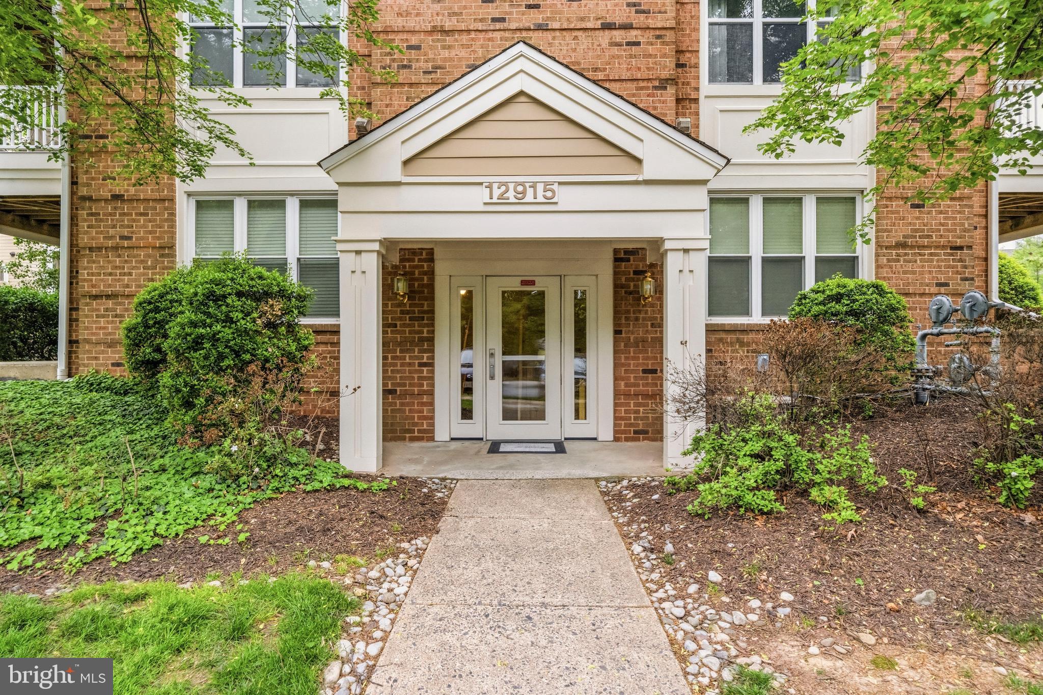 WORLDGATE CONDO - Residential