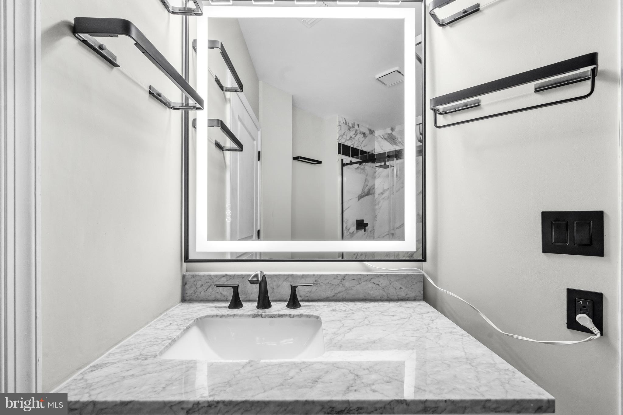 WORLDGATE CONDO - Residential