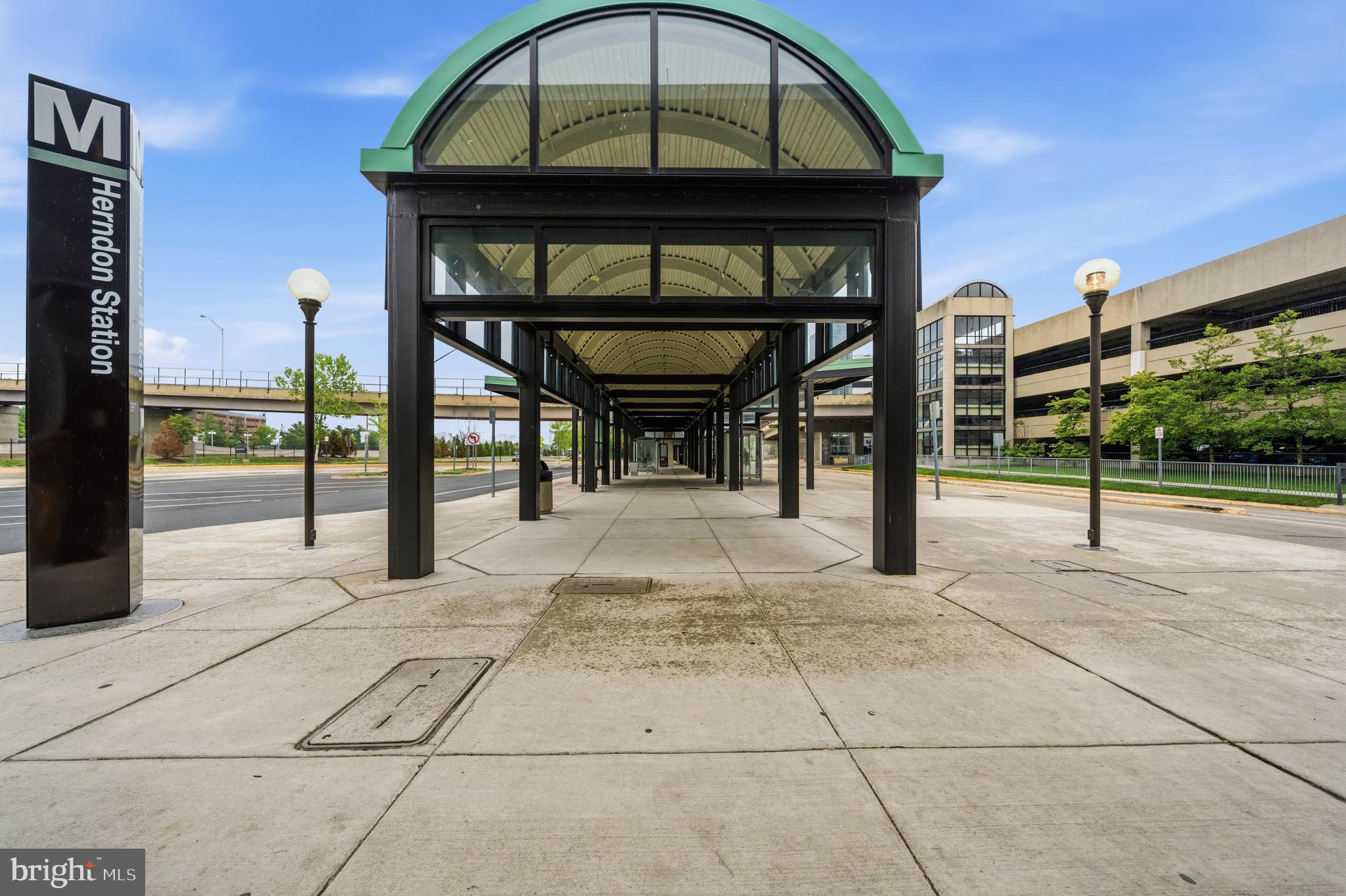 WORLDGATE CONDO - Residential
