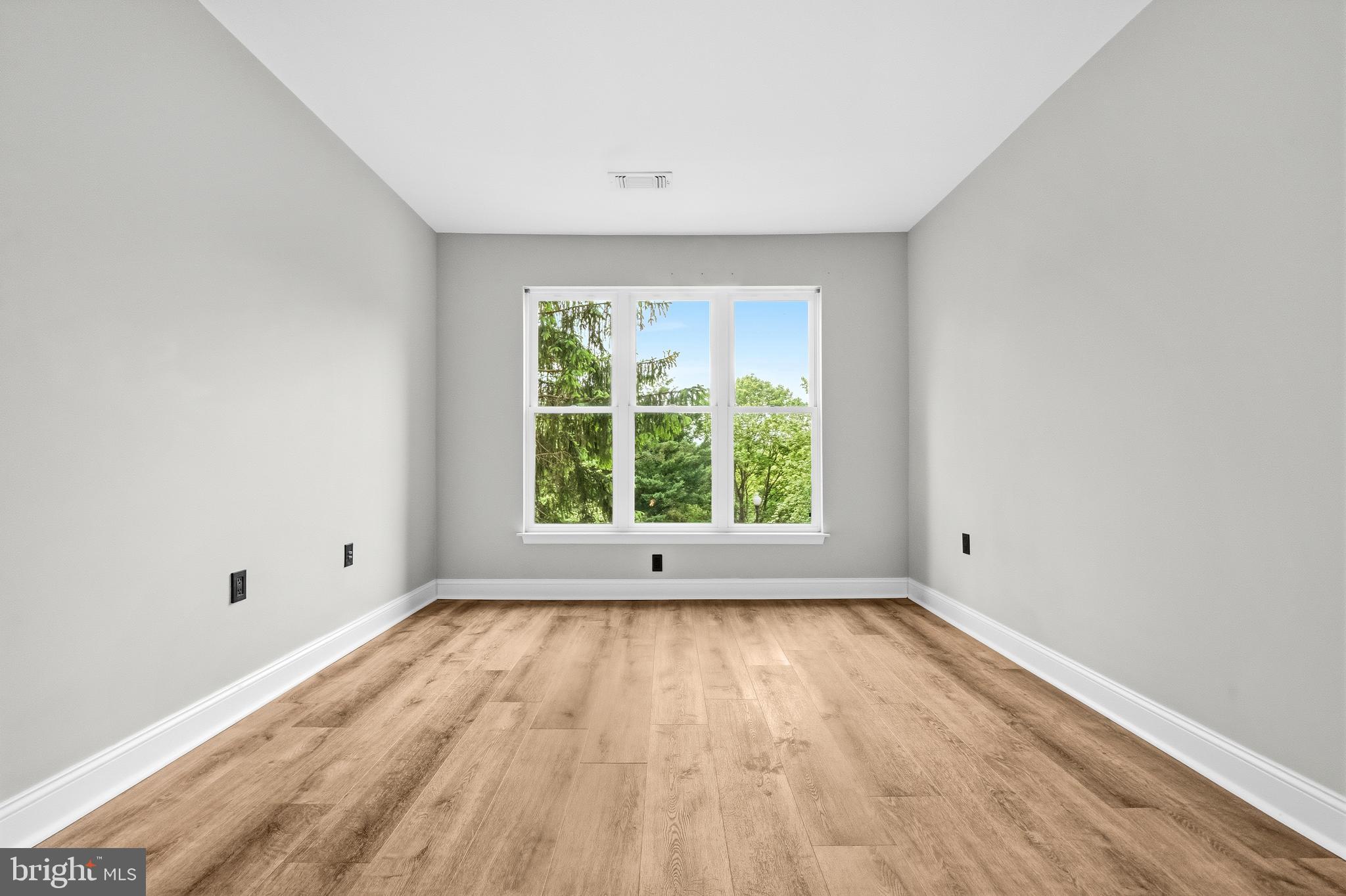 WORLDGATE CONDO - Residential