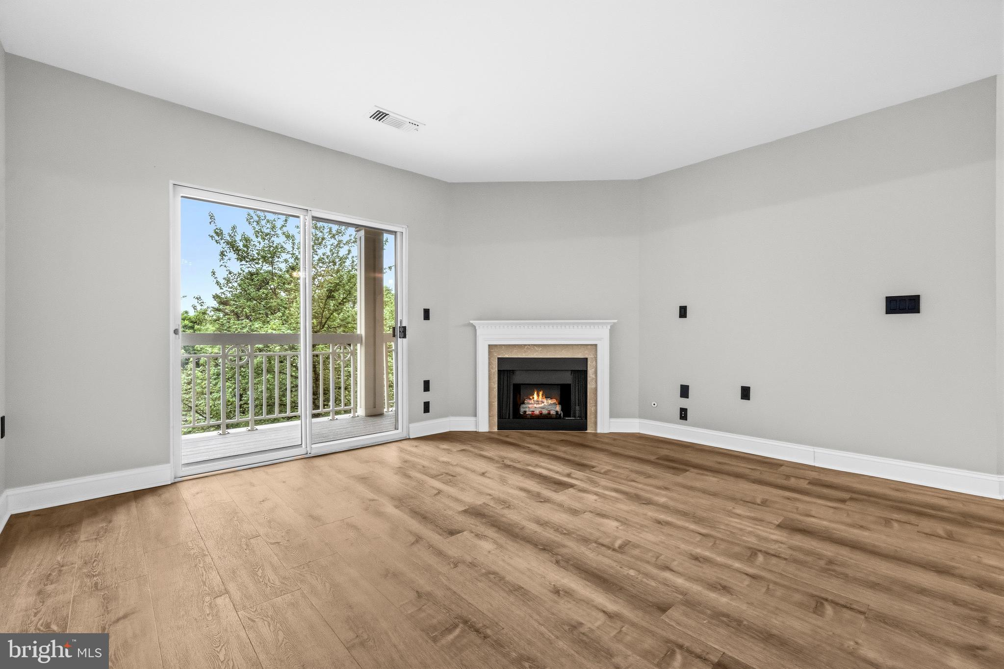 12915 ALTON SQUARE 216