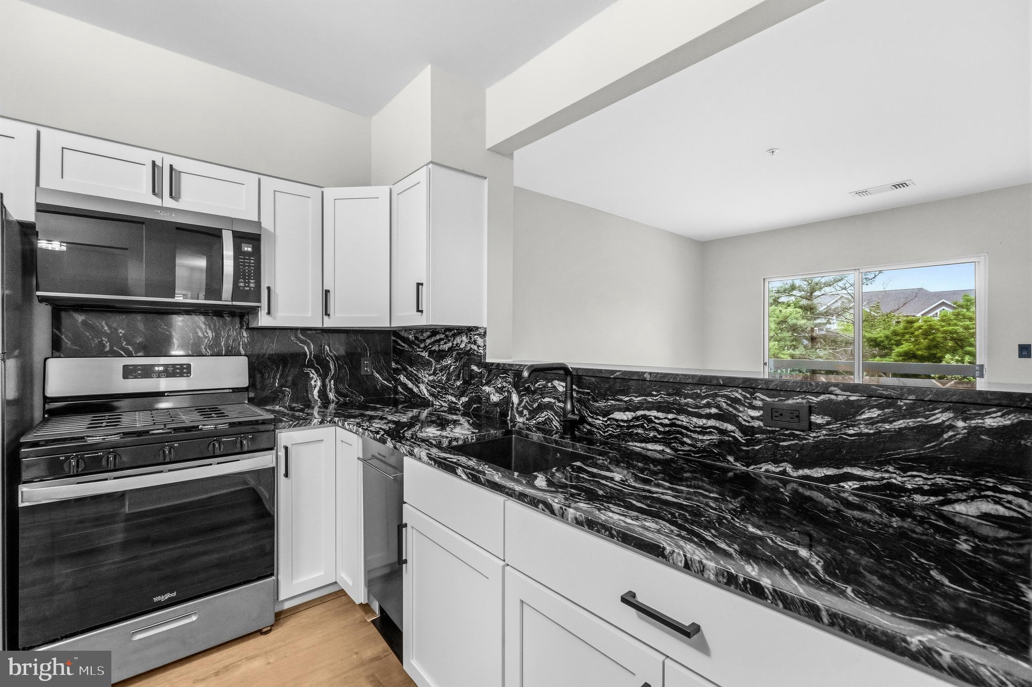 WORLDGATE CONDO - Residential