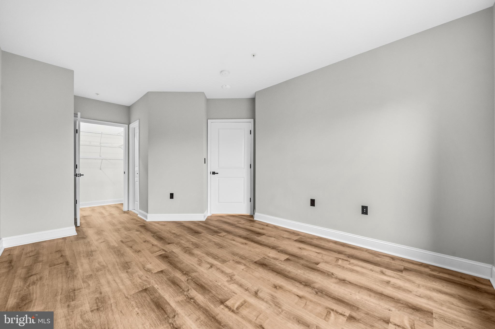 WORLDGATE CONDO - Residential