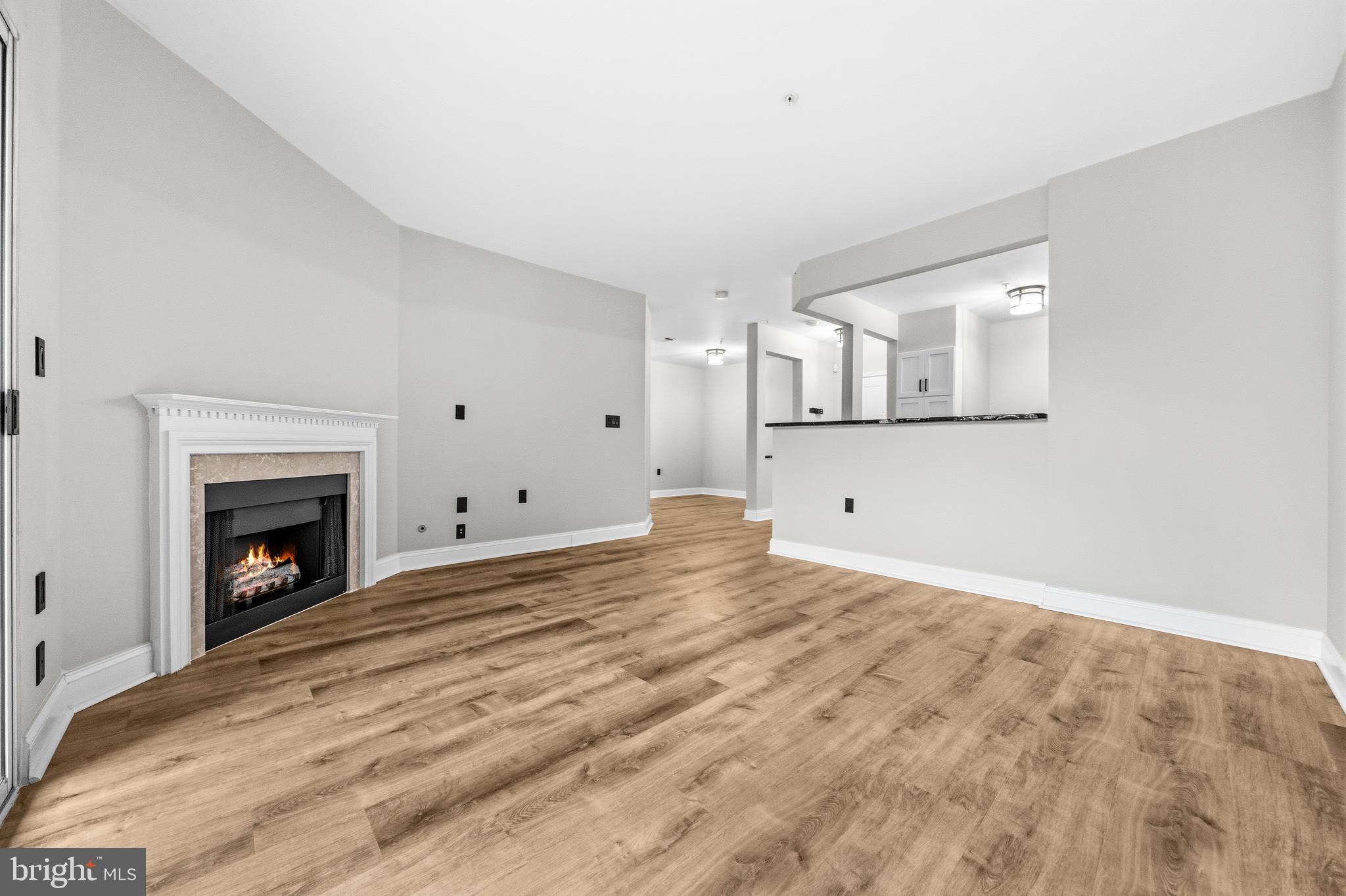 12915 ALTON SQUARE 216