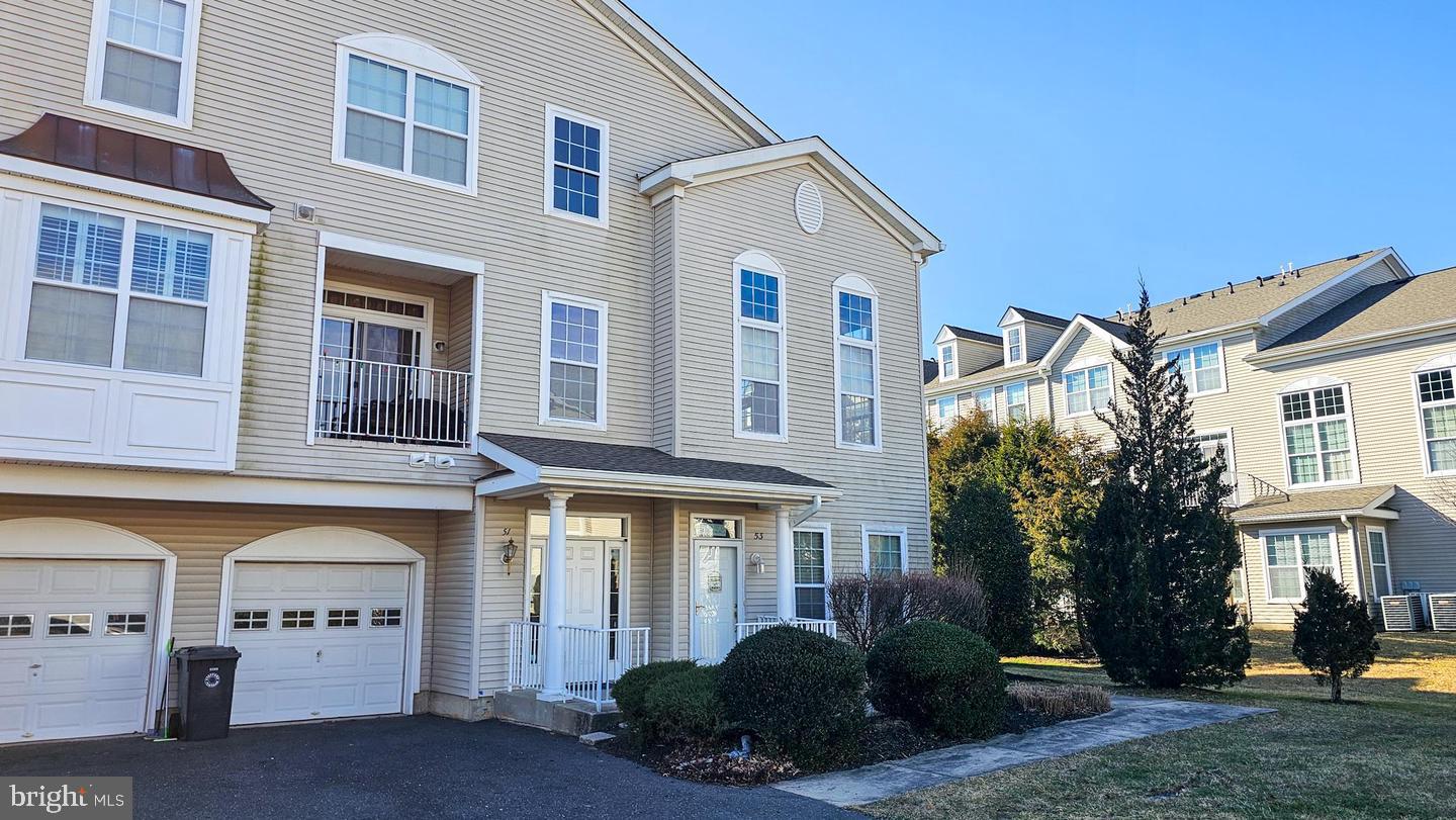 51 FARRAH DRIVE 1611