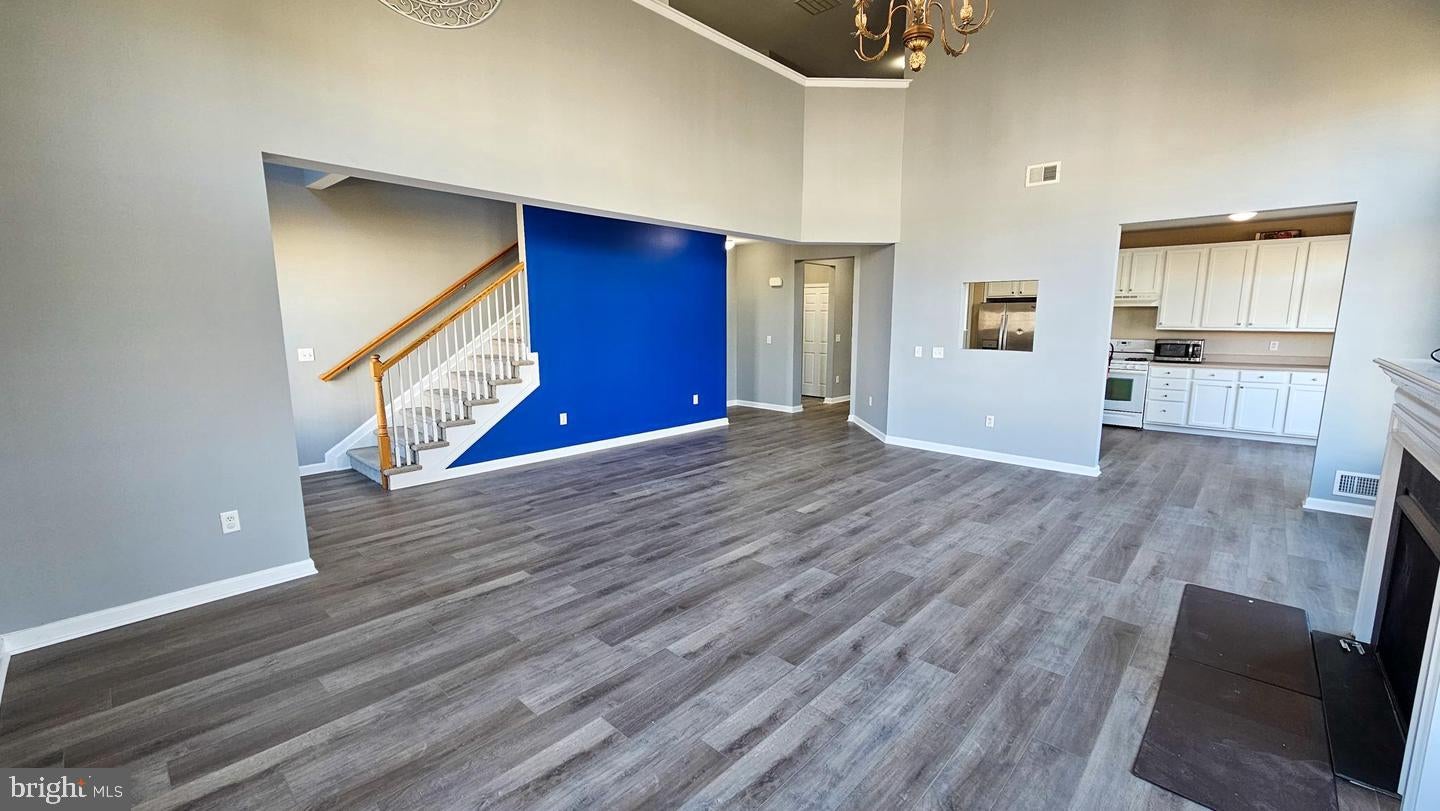 51 FARRAH DRIVE 1611