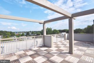 MURRAY HILL - Residential