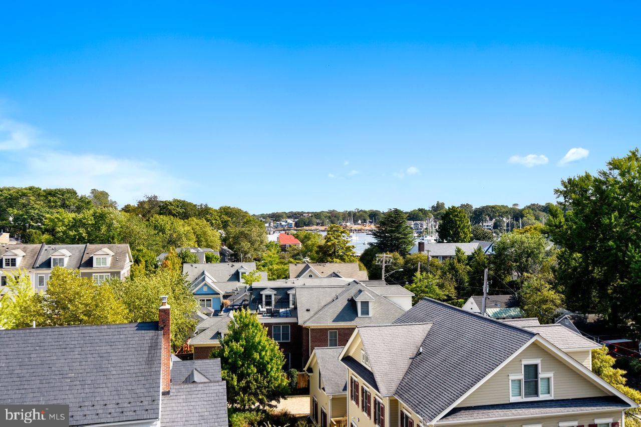 MURRAY HILL - Residential