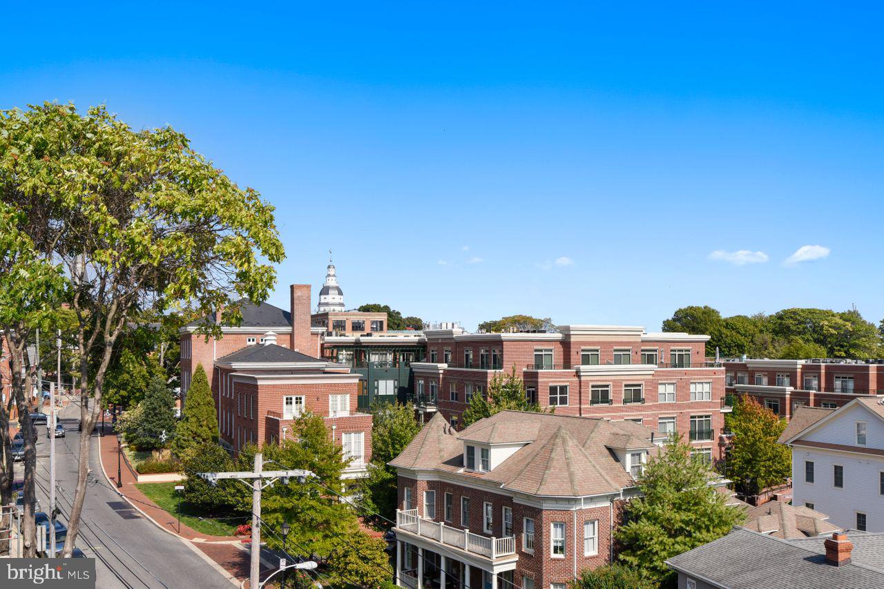 MURRAY HILL - Residential