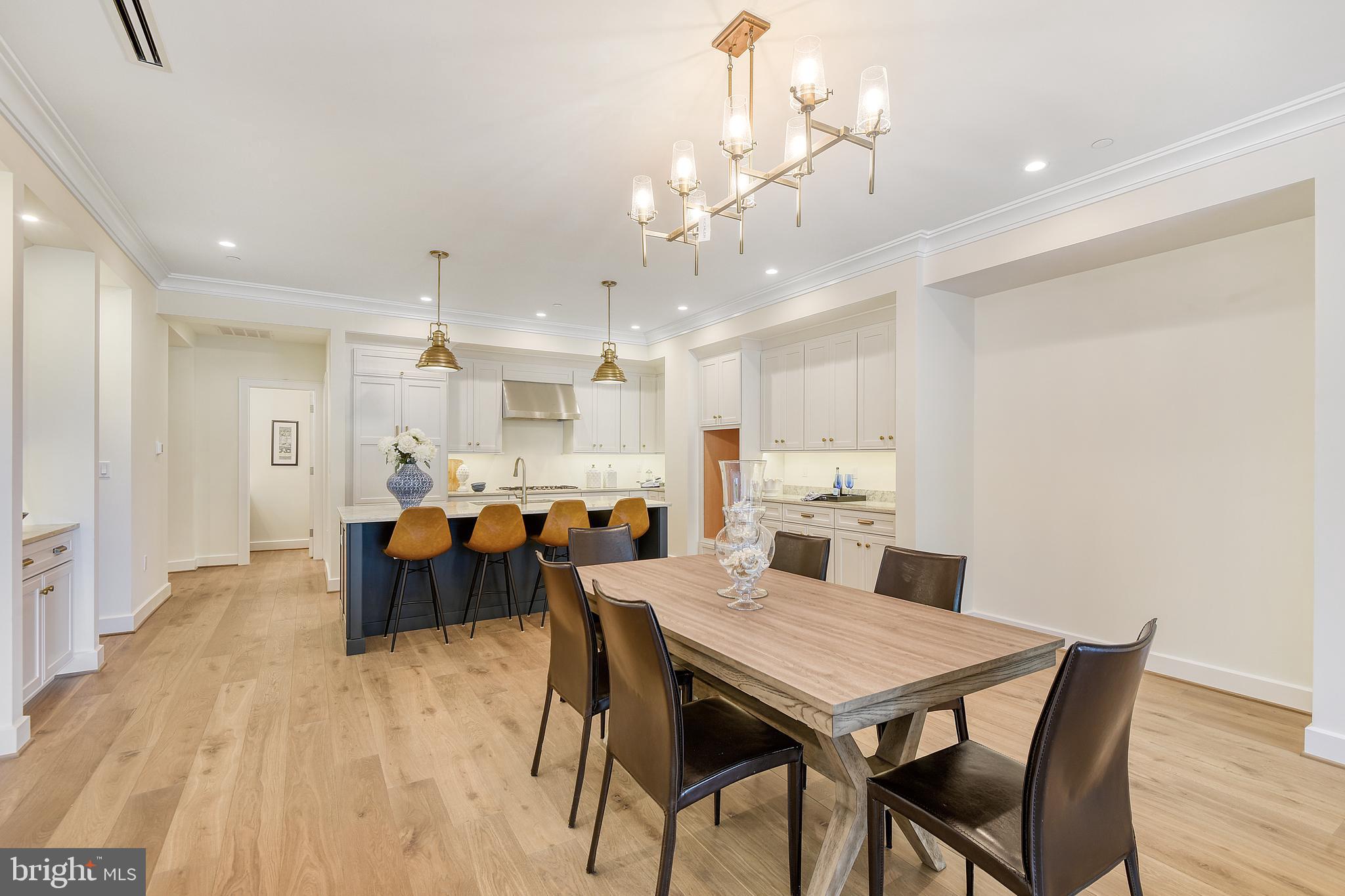 MURRAY HILL - Residential