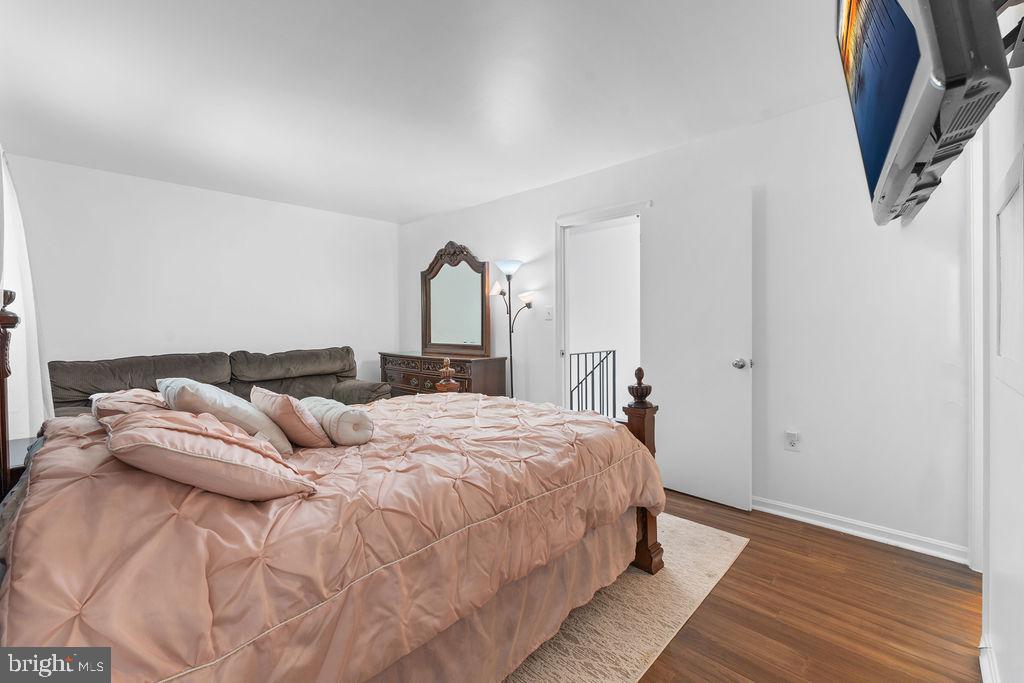 WILLOW HILLS - Residential