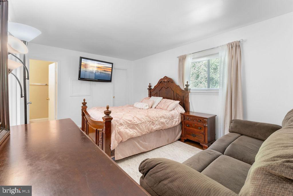 WILLOW HILLS - Residential