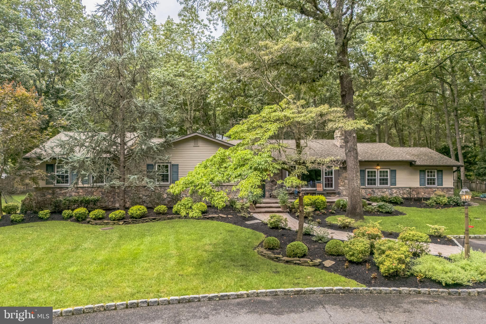 1384 STOKES ROAD