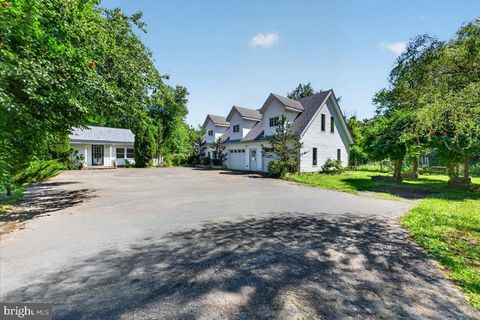 Homes For Sale - 37 Broadway Road<br/> BELLE MEAD, NJ 08502