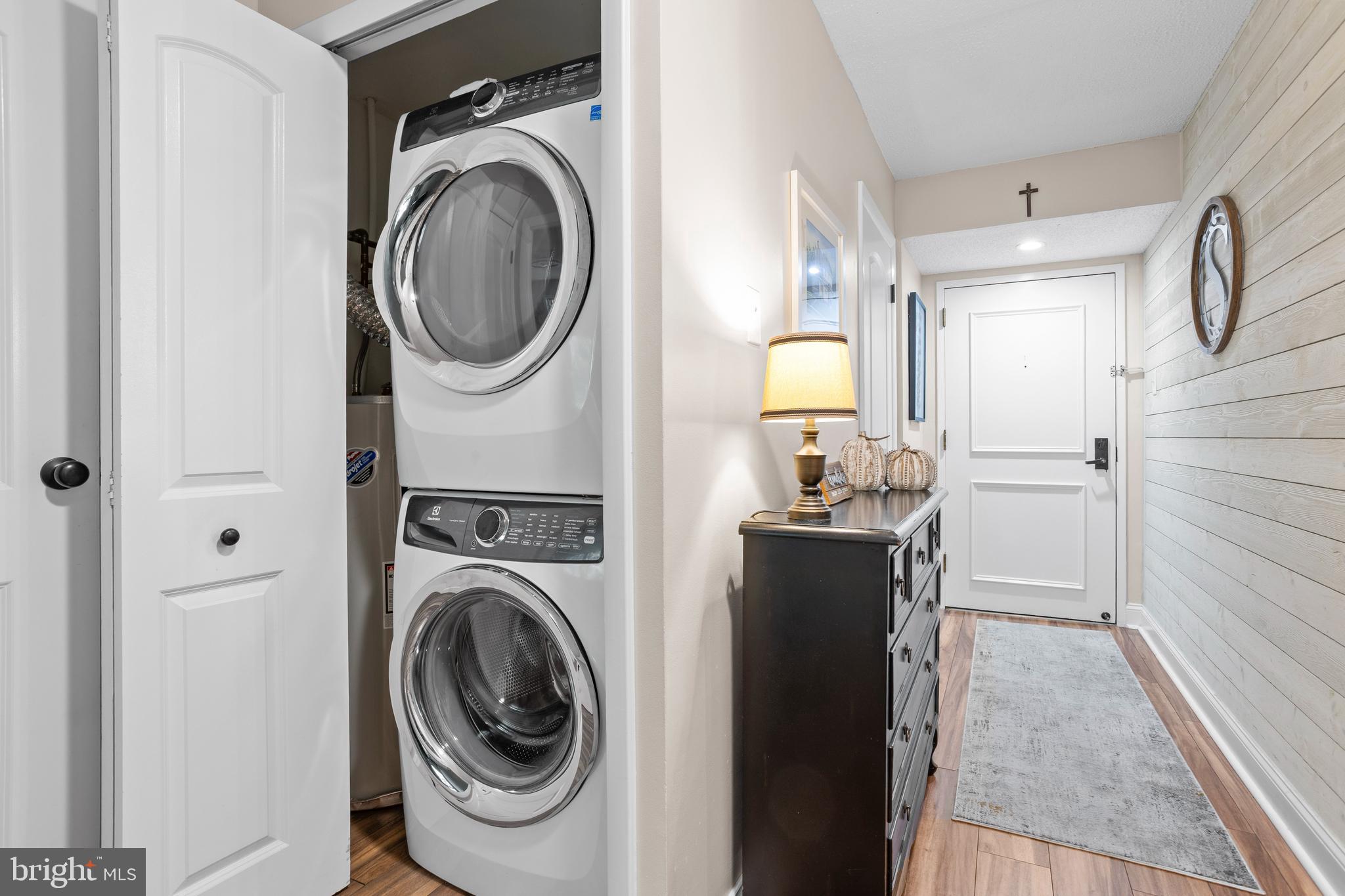 CRUM CREEK VALLEY - Residential