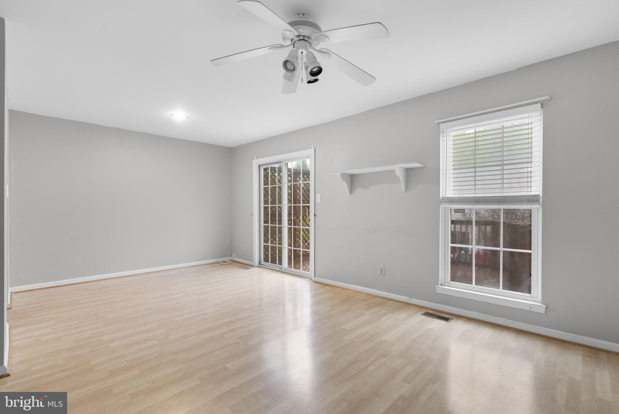 16 GRAVENHURST COURT