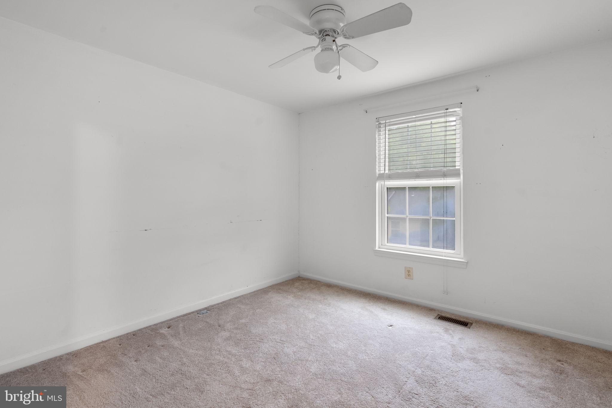 POTOMAC CHASE - Residential