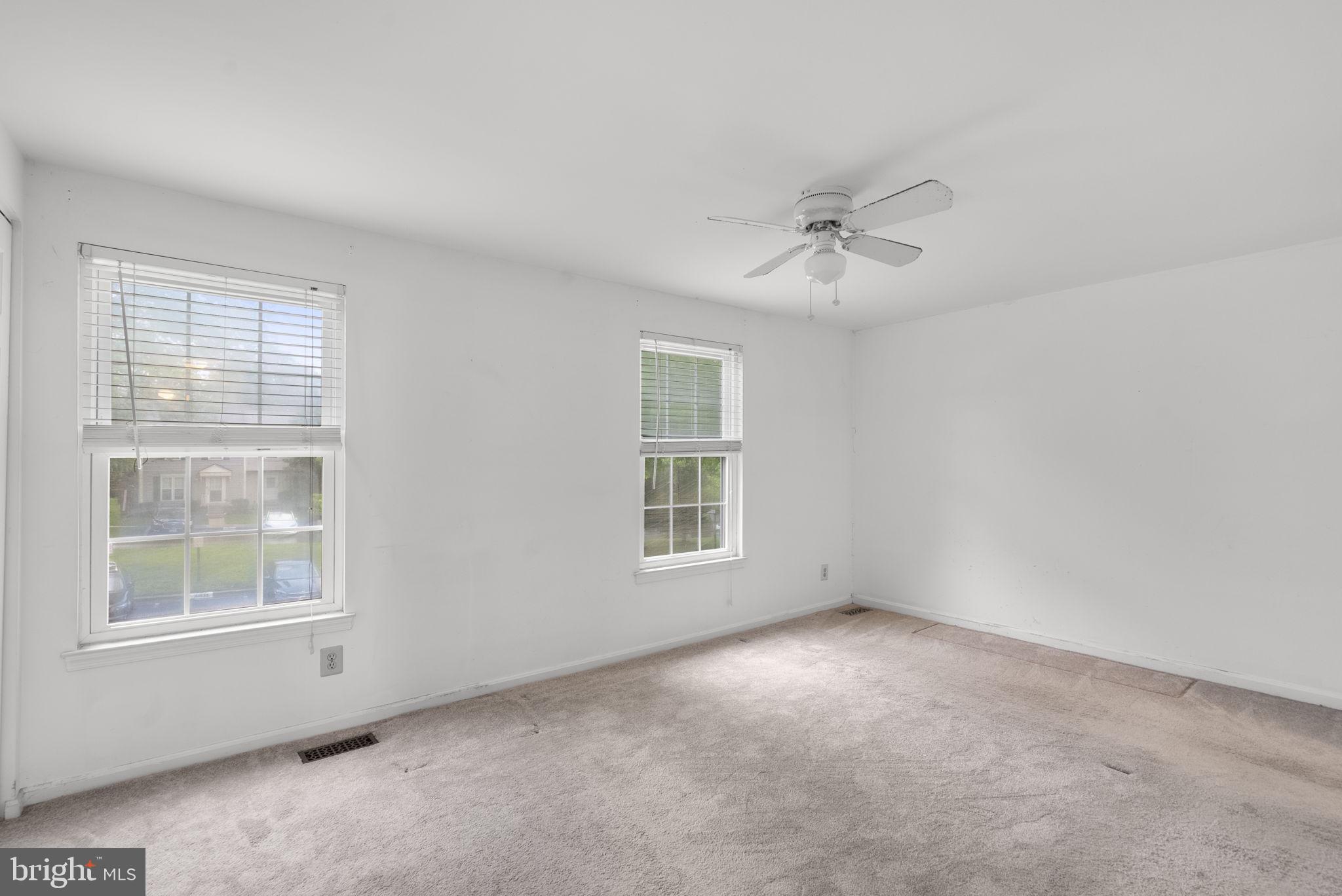 POTOMAC CHASE - Residential
