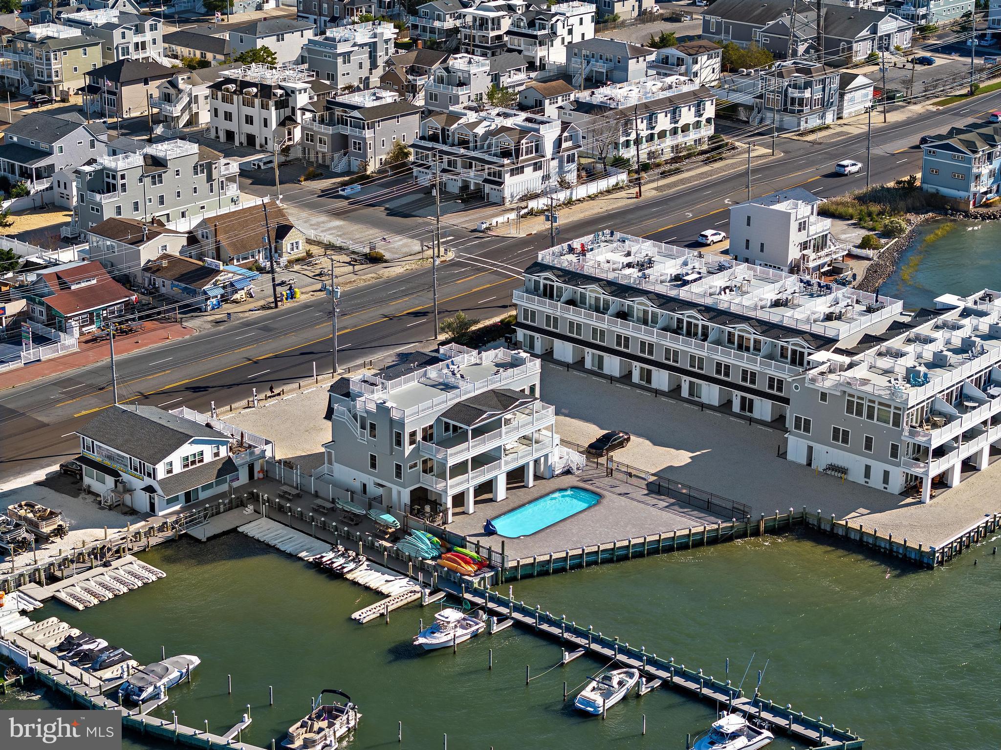 2600 LONG BEACH BOULEVARD 20