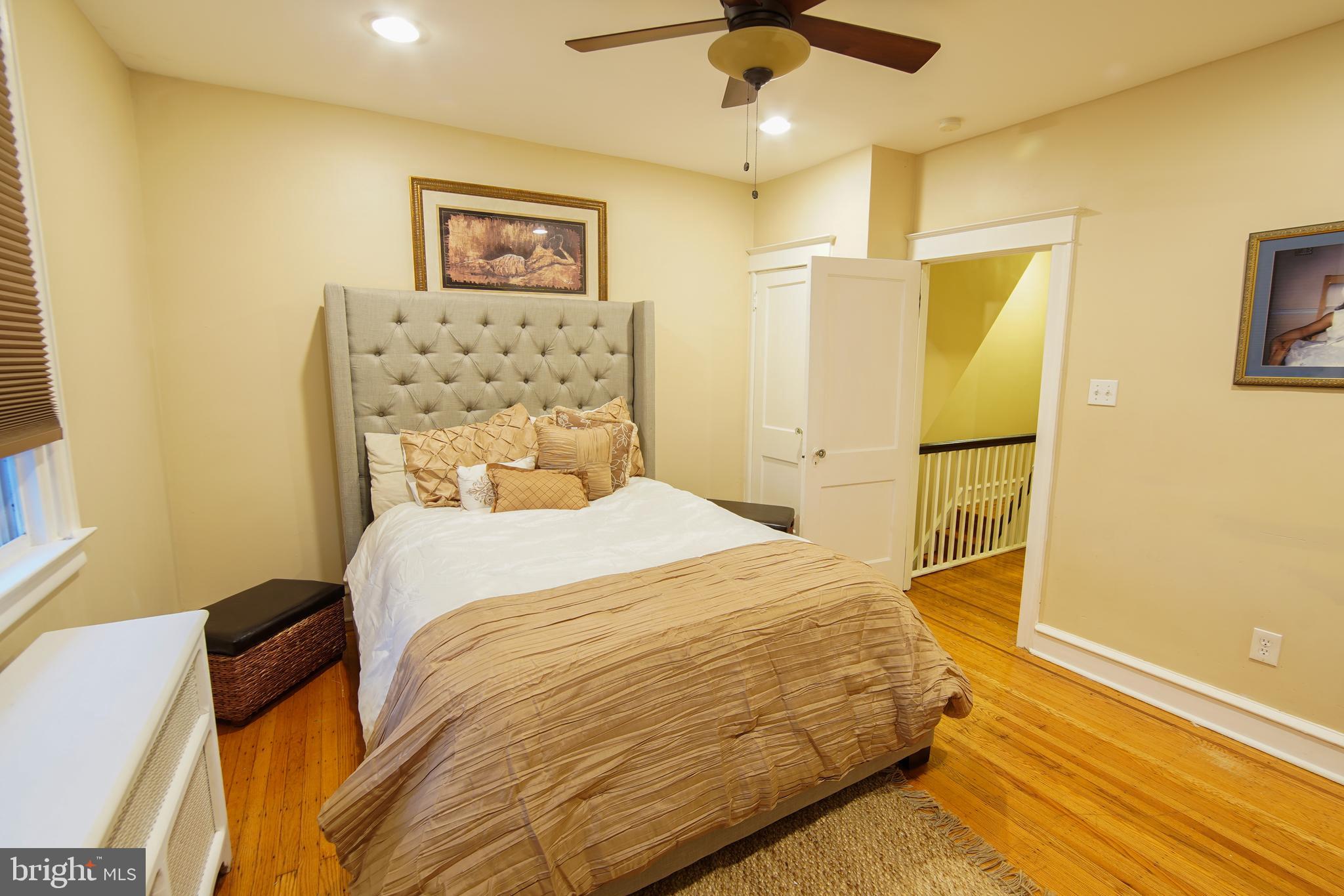 YEADON - Residential