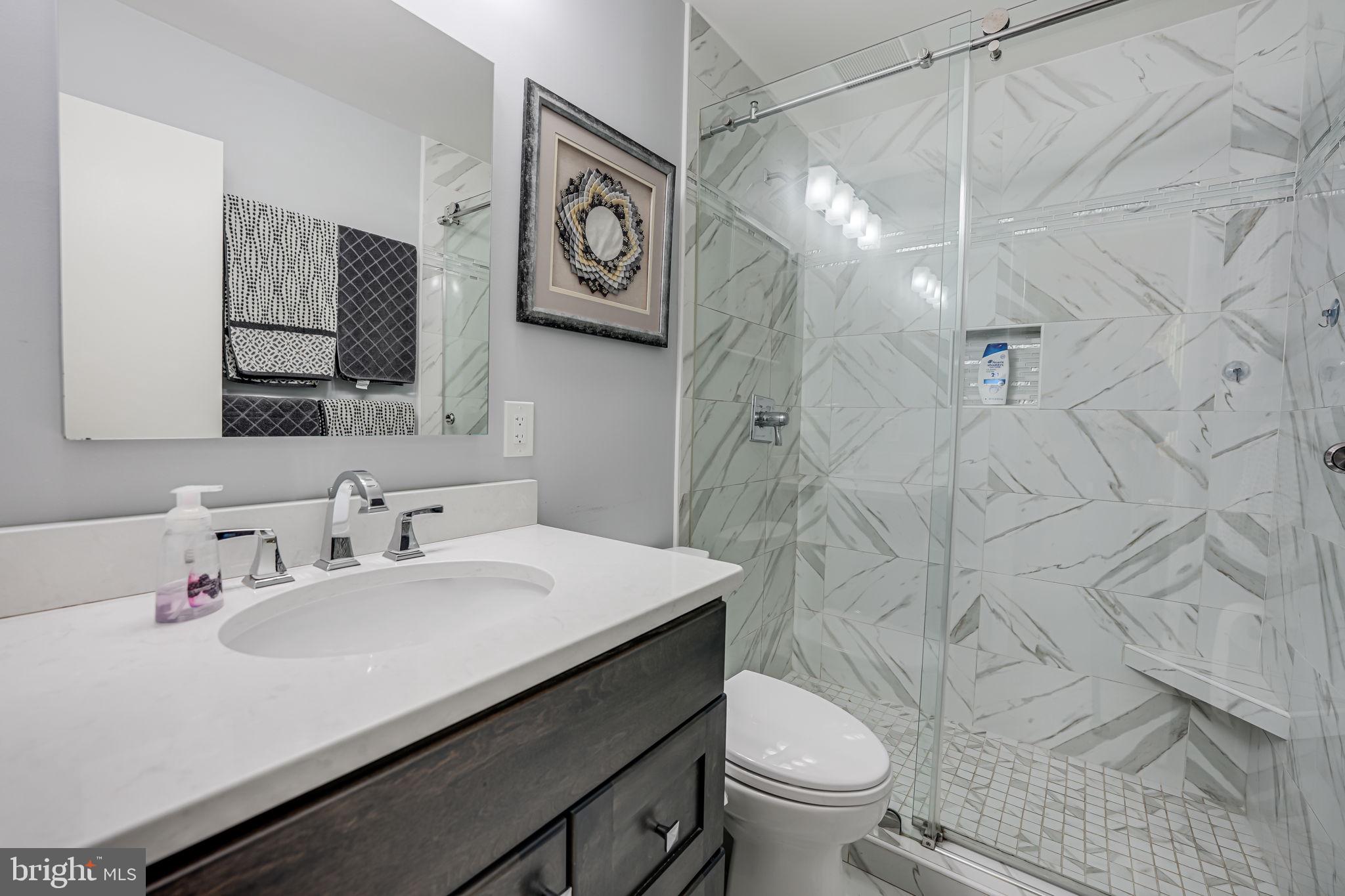 DALE CITY - Residential