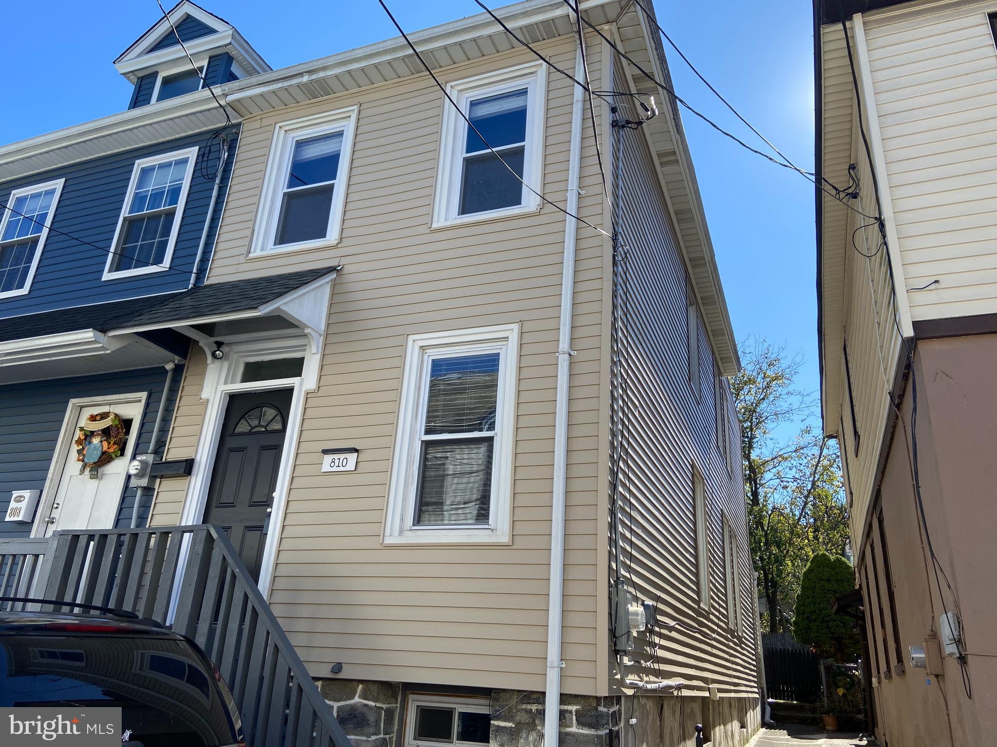 810 PINE STREET