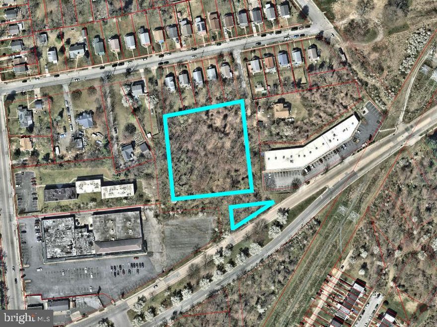 ONLINE REAL ESTATE AUCTION TO THE HIGHEST BIDDER OVER $10,000!! Online Bidding Opens - Tuesday, August 5, 2025. Bidding Closes - Thursday, August 7, 2025 at 12:00 noon. List price is opening bid only. The lots are located in the Frankford neighborhood of northeast Baltimore City. Surrounding neighborhoods include Belair Edison, Waltherson, Hamilton and Parkside. Situated near the intersection of Sinclair Lane and Frankford Avenue, the area is surrounded by commercial shopping centers, garden style apartments and single family homes. Sinclair Lane acts as an artery to both Baltimore City and Baltimore County and Frankford Avenue is a major north/south thoroughfare for the area. I-95, I-895 and RT-40 are within 3 miles of the lots. Restaurants, grocery stores, retail shopping and entertainment are in abundance. Major employers in the area include Morgan State University, several logistics hubs along the I-95 corridor and industrial/factory jobs throughout the Pulaski/Rosedale corridor.

The smaller triangular parcel, known as lot 38, fronts on Sinclair Lane; zoned C-2, commercial. The large rectangular parcel, known as lot 25, is accessed through Dakota Avenue to the south and Schaub Avenue to the west; zoned R-6, residential. Both streets are paper streets that can be seen on the plat.