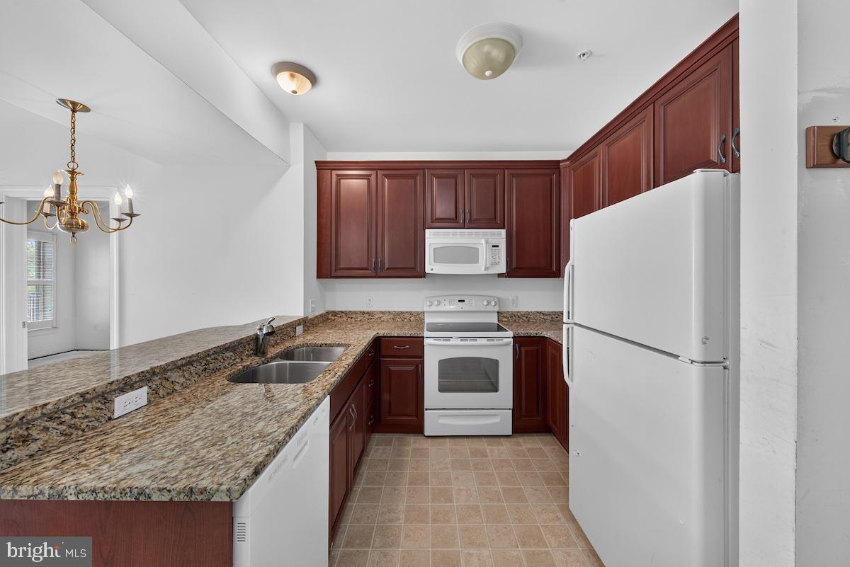 1000 FOUNTAINVIEW CIRCLE UNIT 1306