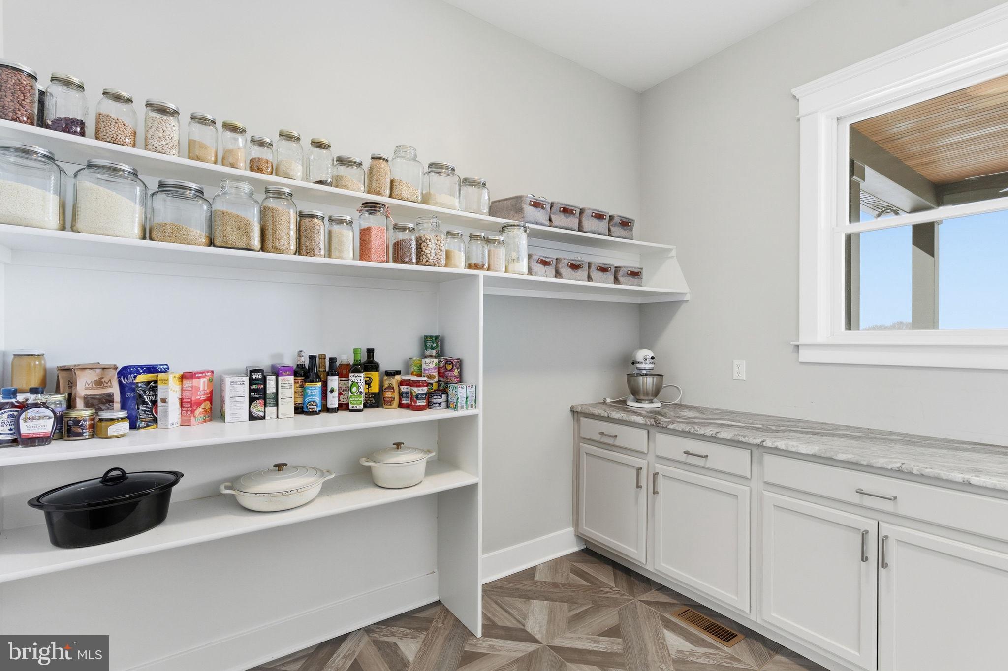 ESTATES AT POTOMAC FARMS - Residential