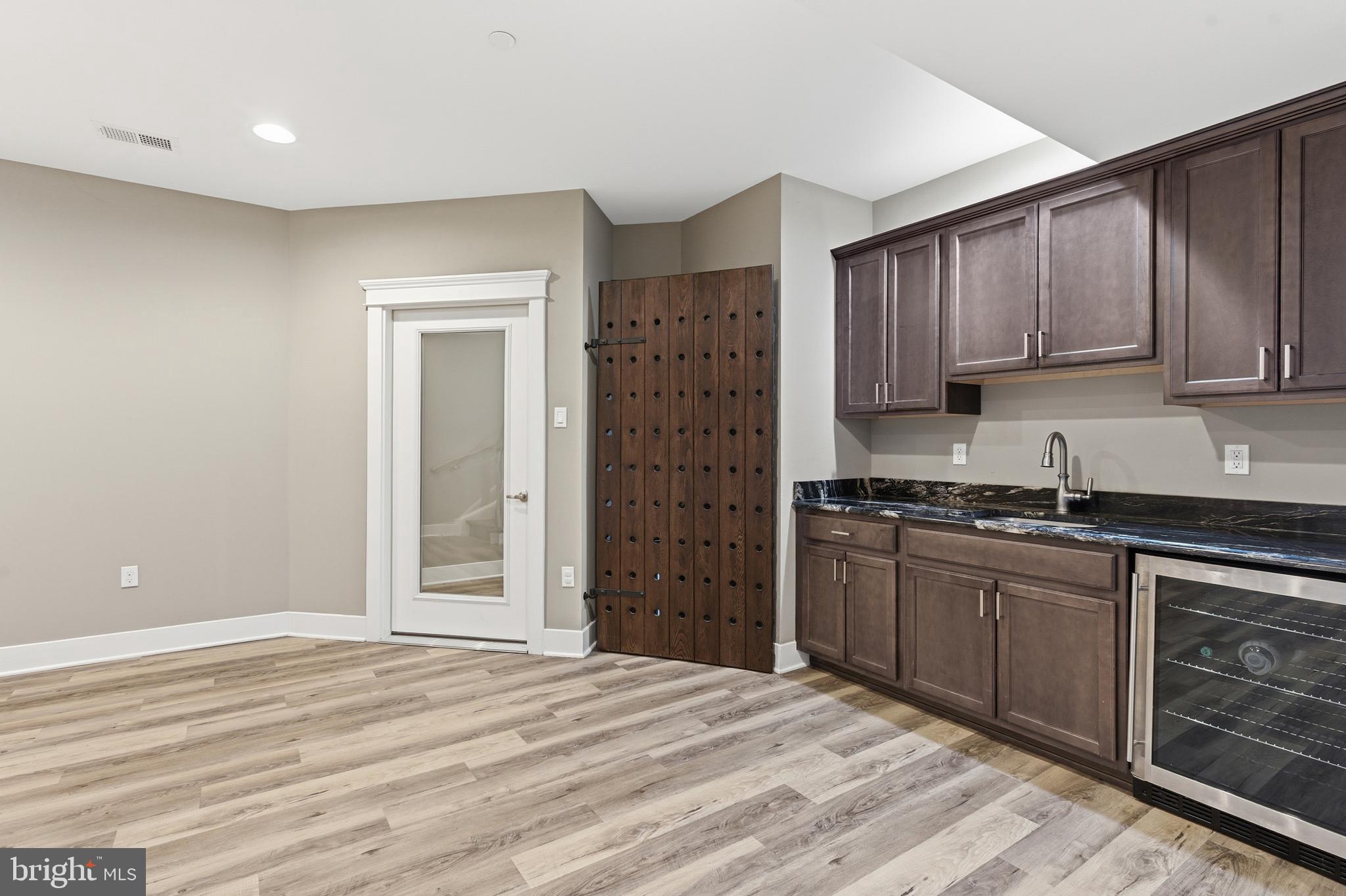 ESTATES AT POTOMAC FARMS - Residential