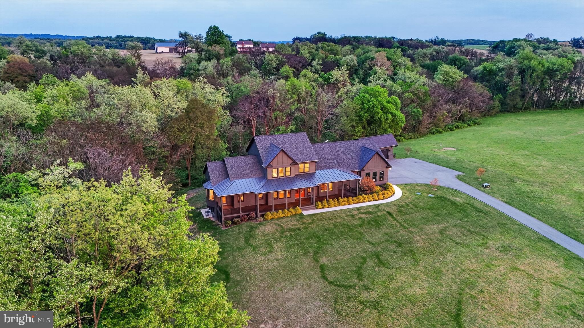 ESTATES AT POTOMAC FARMS - Residential