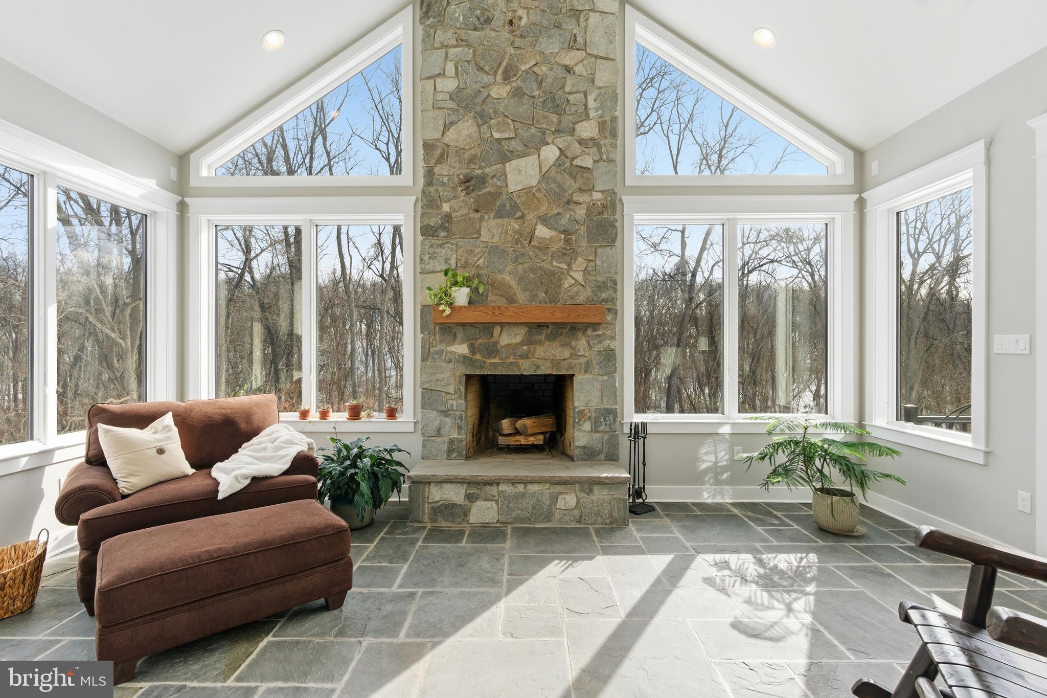 ESTATES AT POTOMAC FARMS - Residential