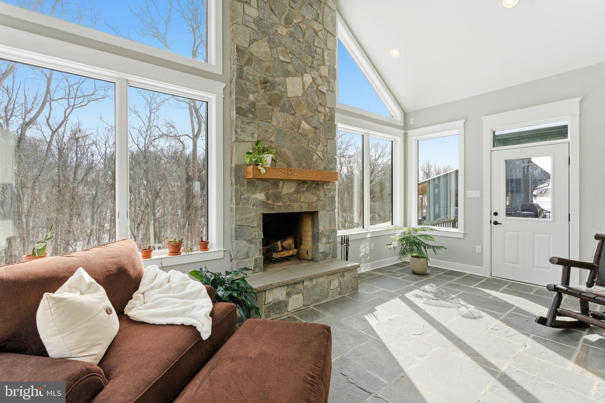 ESTATES AT POTOMAC FARMS - Residential